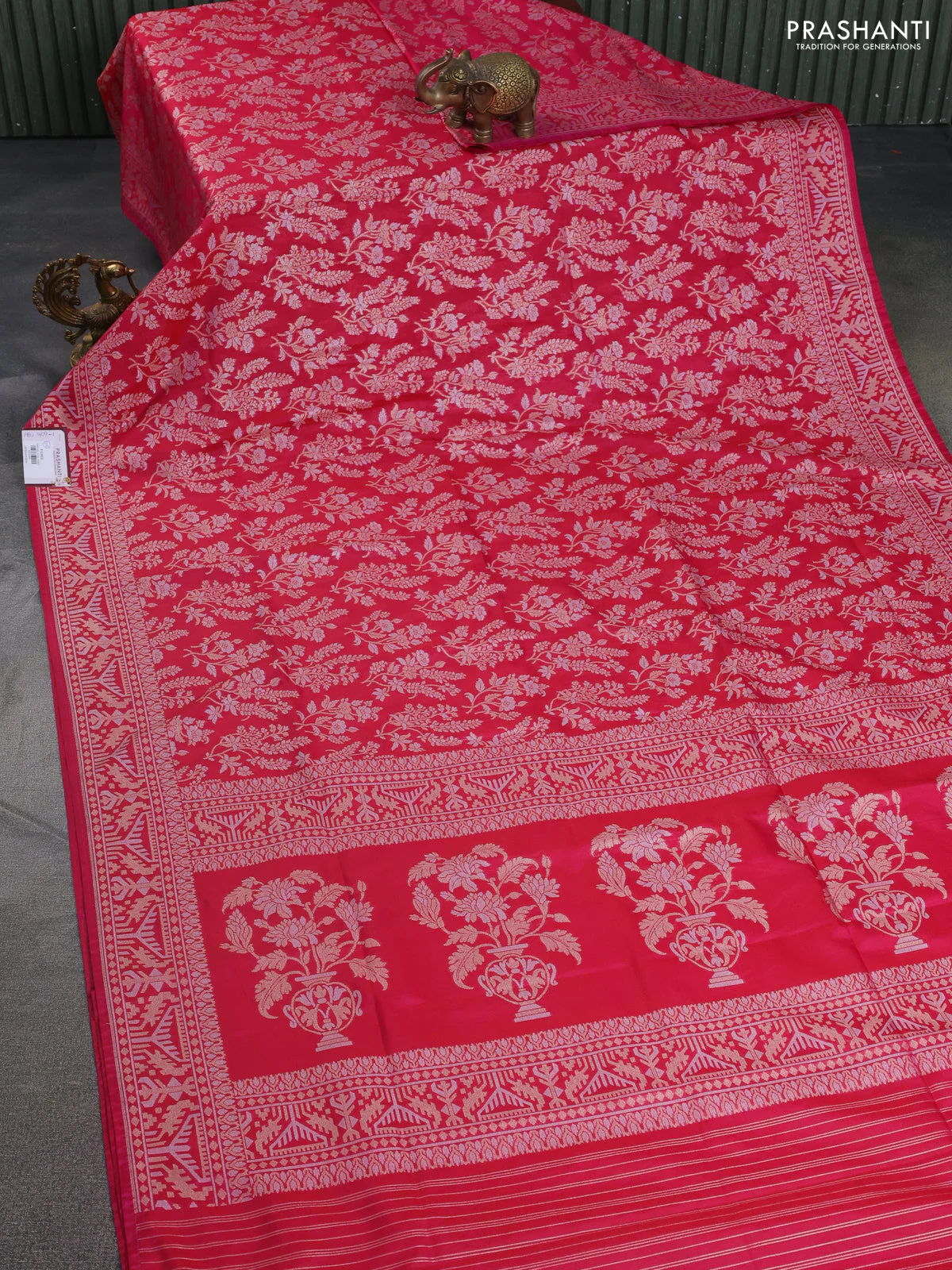 Banarasi semi katan silk saree reddish pink with allover zari weaves and zari woven border - Image 2