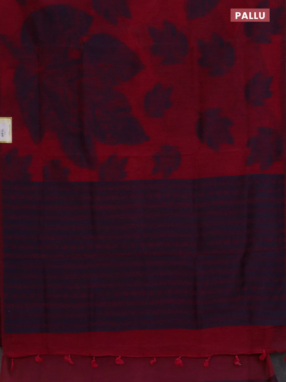 Banarasi semi matka saree dark pink with allover thread woven leaf butta weaves in borderless style - Image 3