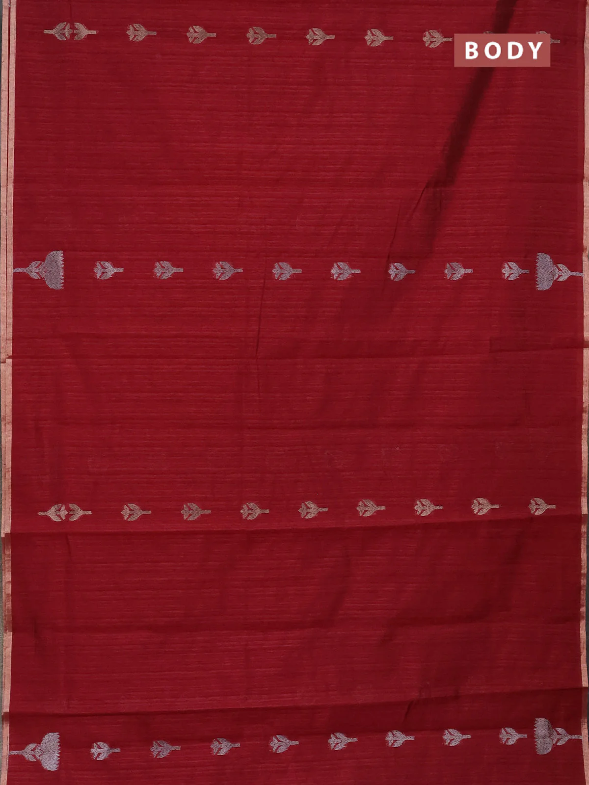 Banarasi semi matka saree maroon with thread & silver zari woven buttas and zari woven piping border - Image 2