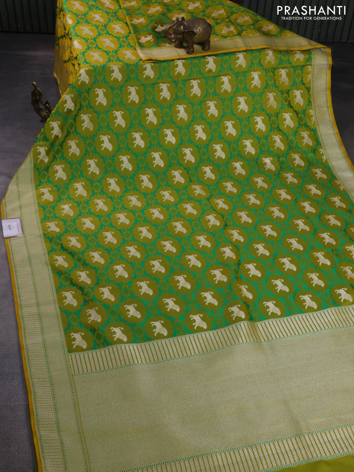 Banarasi semi mushru silk saree dual shade of lime yellow with allover thread weaves & buttas and zari woven border - Image 2
