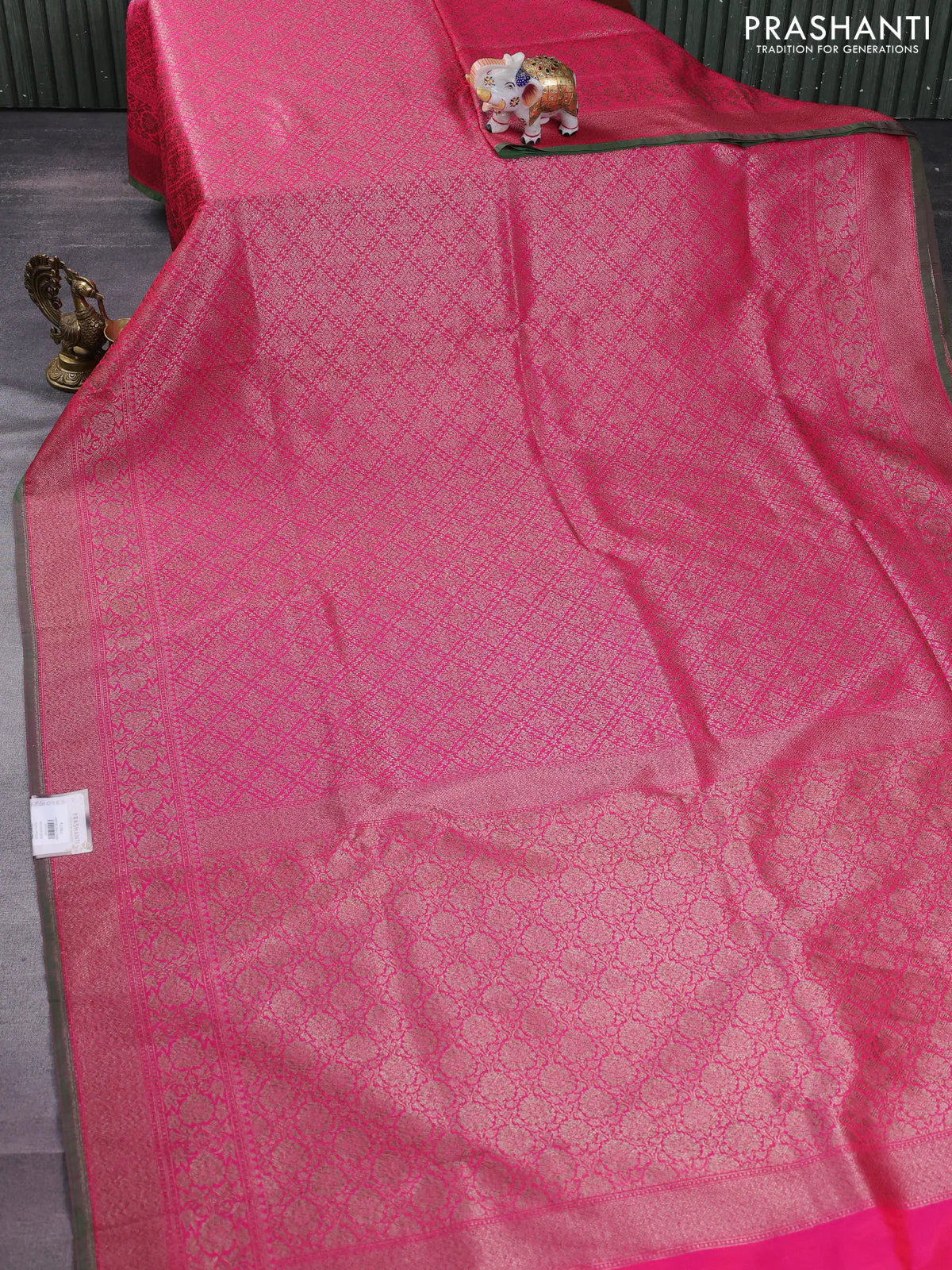 Banarasi semi silk saree pink and green with allover thread & zari weaves and woven border - Image 2