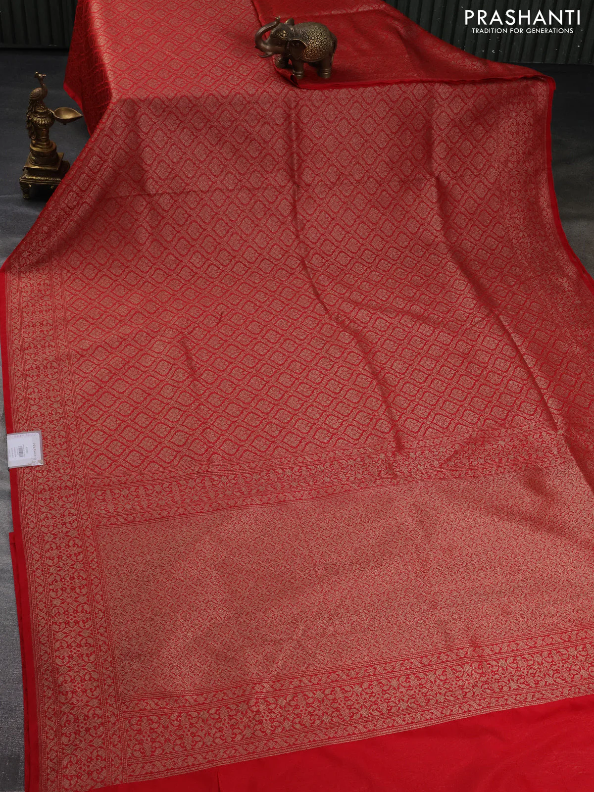 Banarasi semi silk saree red with allover thread & zari weaves and woven border - Image 2