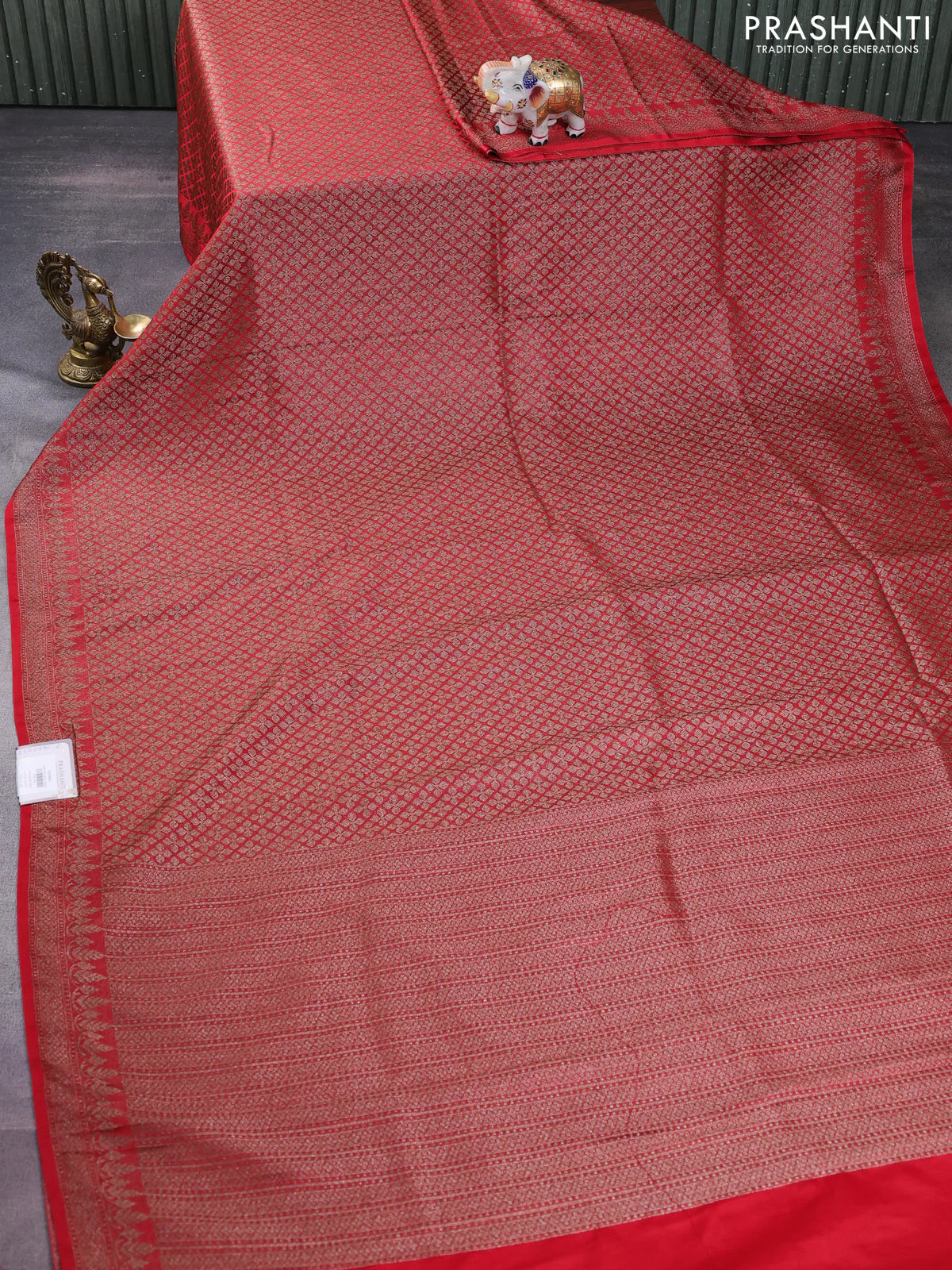 Banarasi semi silk saree red with allover thread & zari weaves and woven border - Image 2