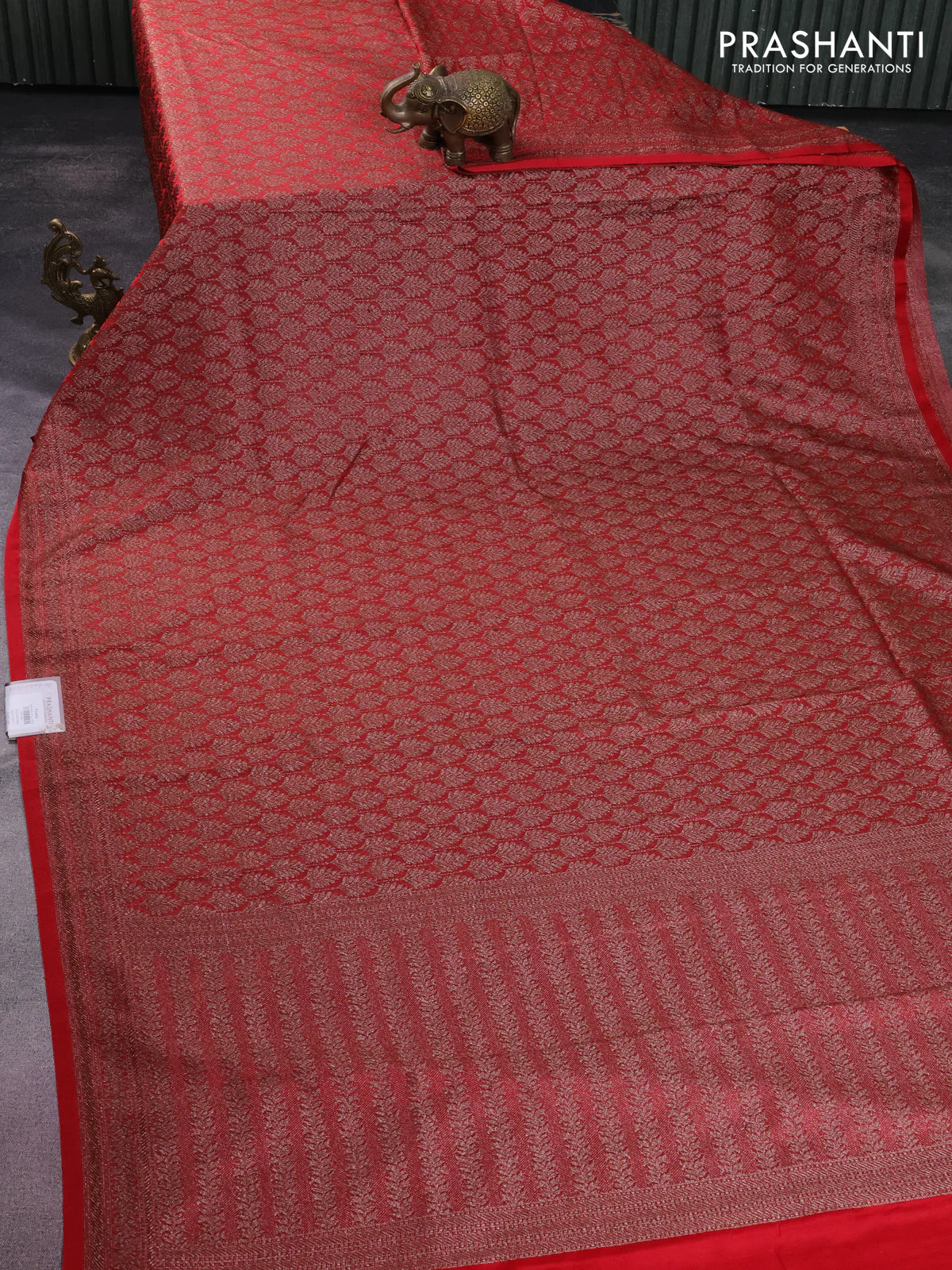 Banarasi semi silk saree red with allover thread & zari weaves and woven border - Image 2