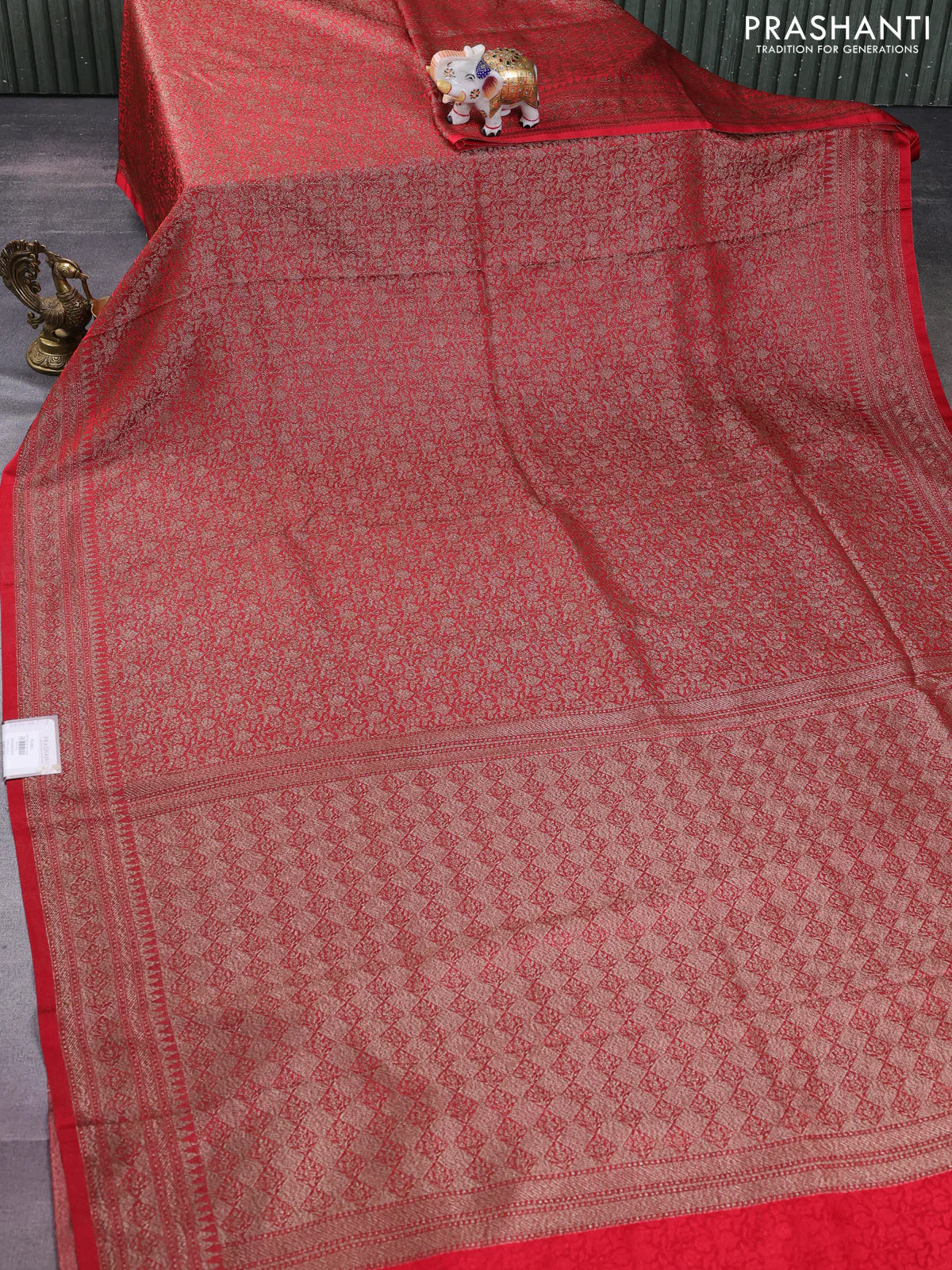 Banarasi semi silk saree red with allover thread & zari weaves and woven border - Image 2