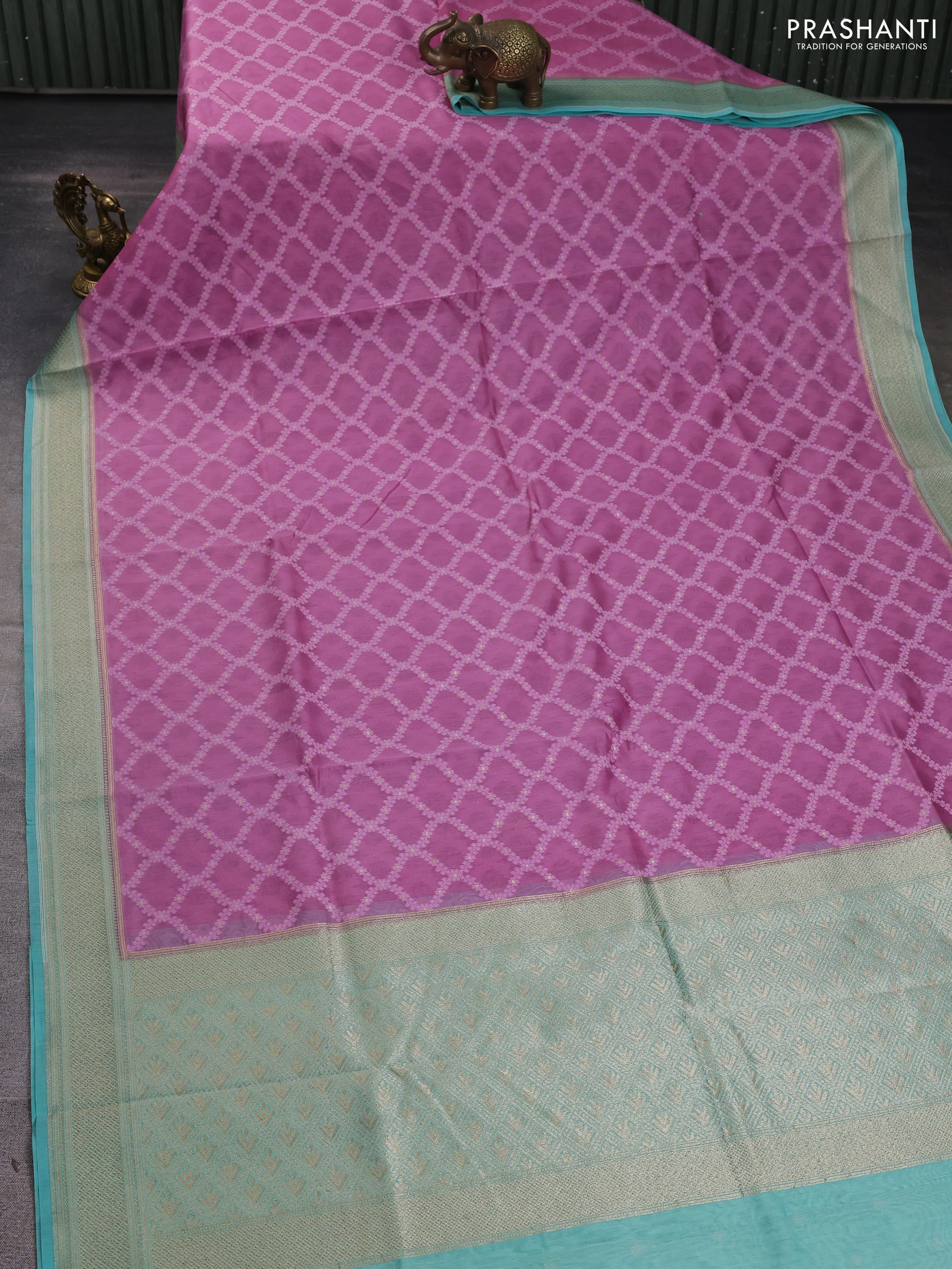 Banarasi silk cotton saree mauve pink and teal blue with allover thread weaves and woven border - Image 2