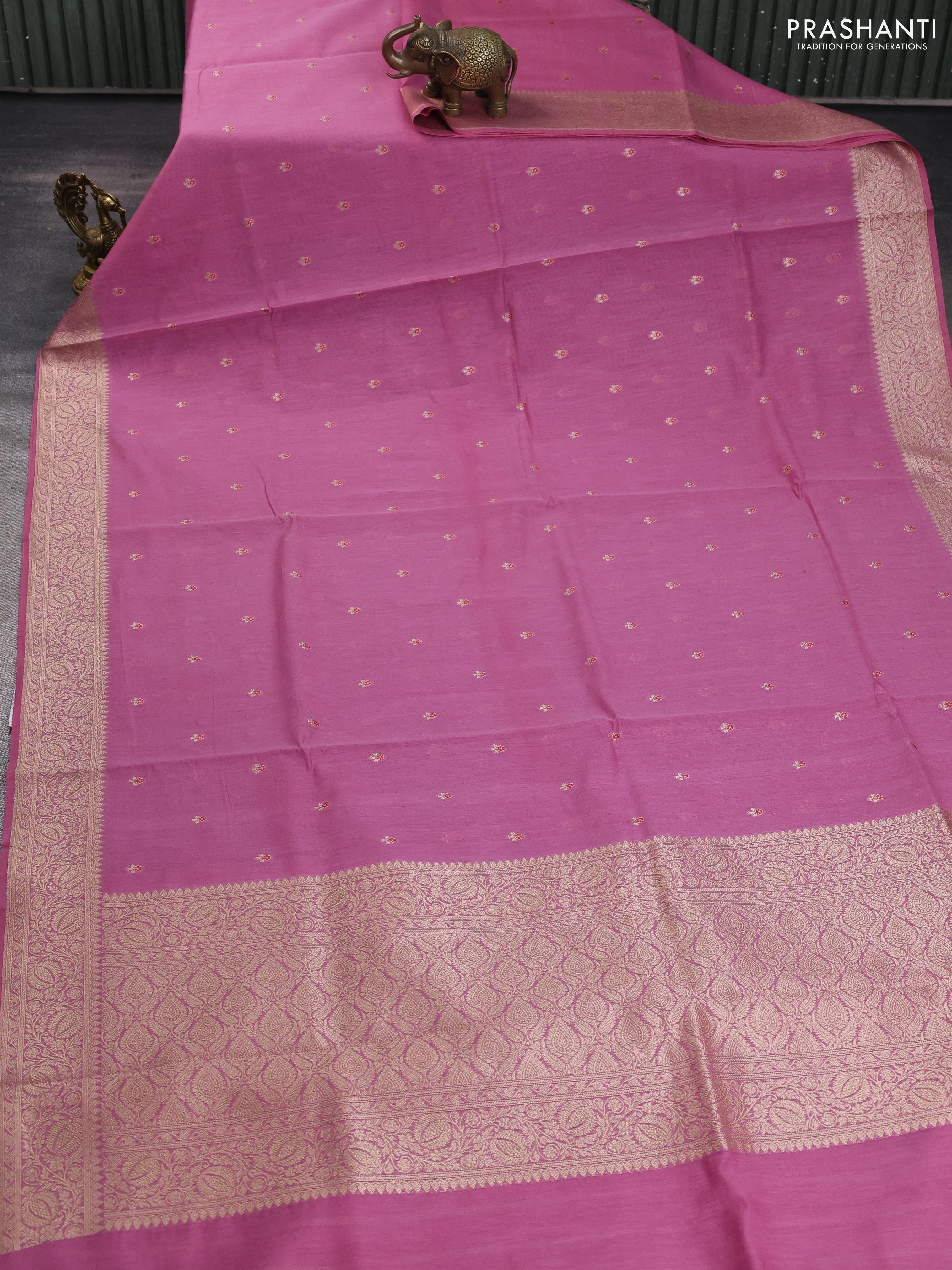 Banarasi silk cotton saree mauve pink with allover zari woven buttas and zari woven border - Image 2