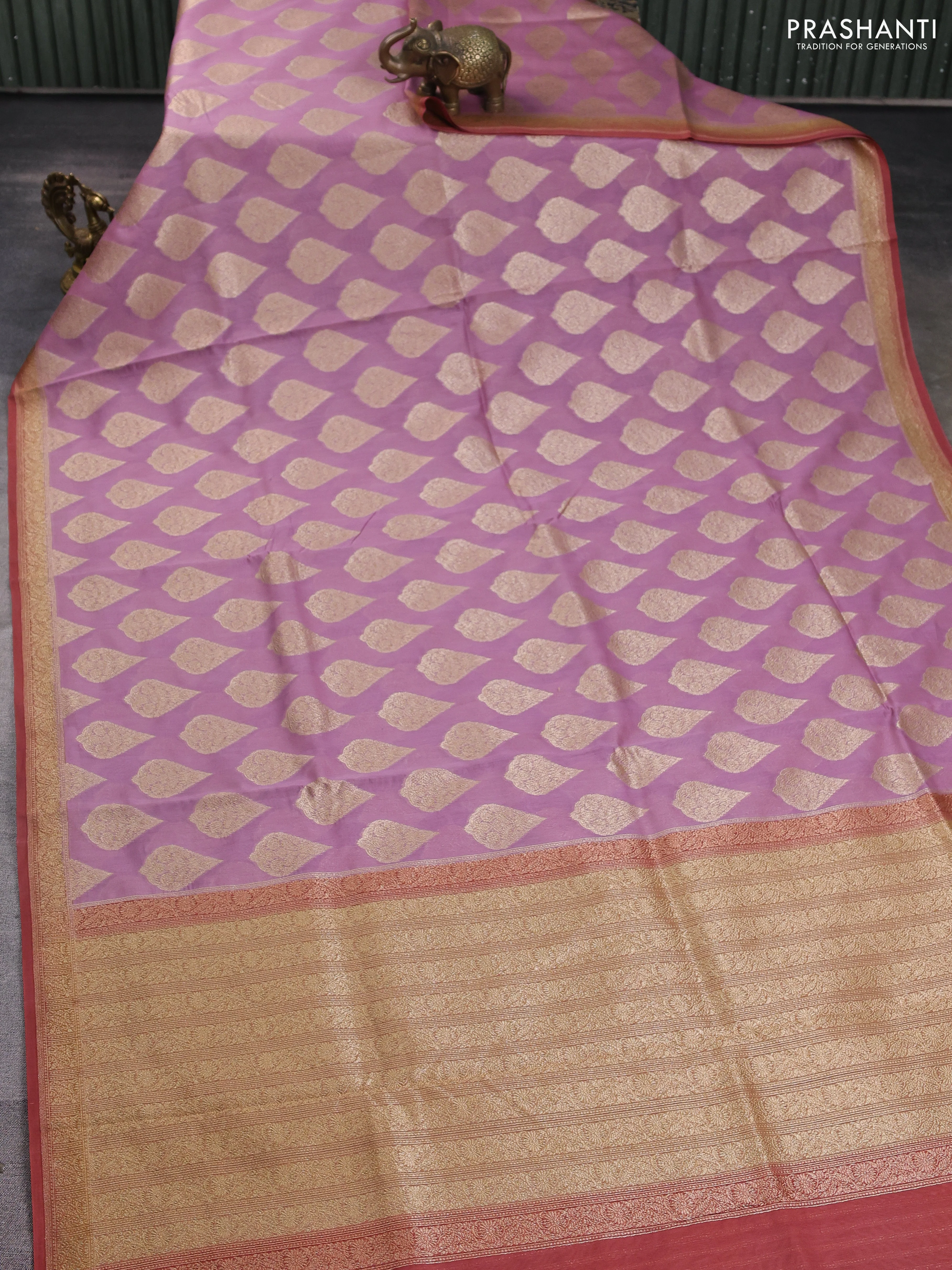 Banarasi silk cotton saree pastel pink and rust shade with allover zari woven buttas and zari woven border - Image 2