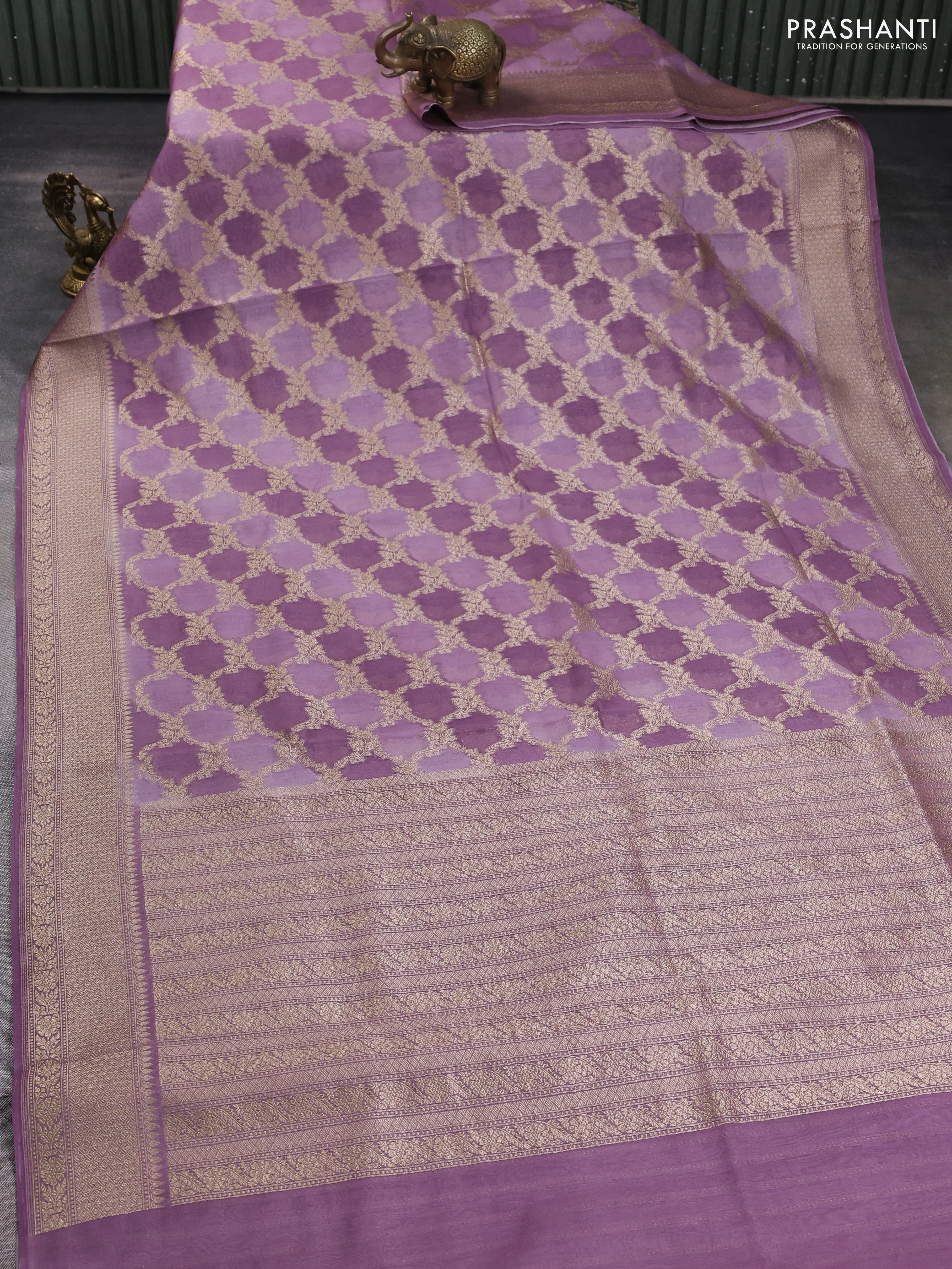 Banarasi silk cotton saree pastel purple with allover zari weaves and zari woven border - Image 2