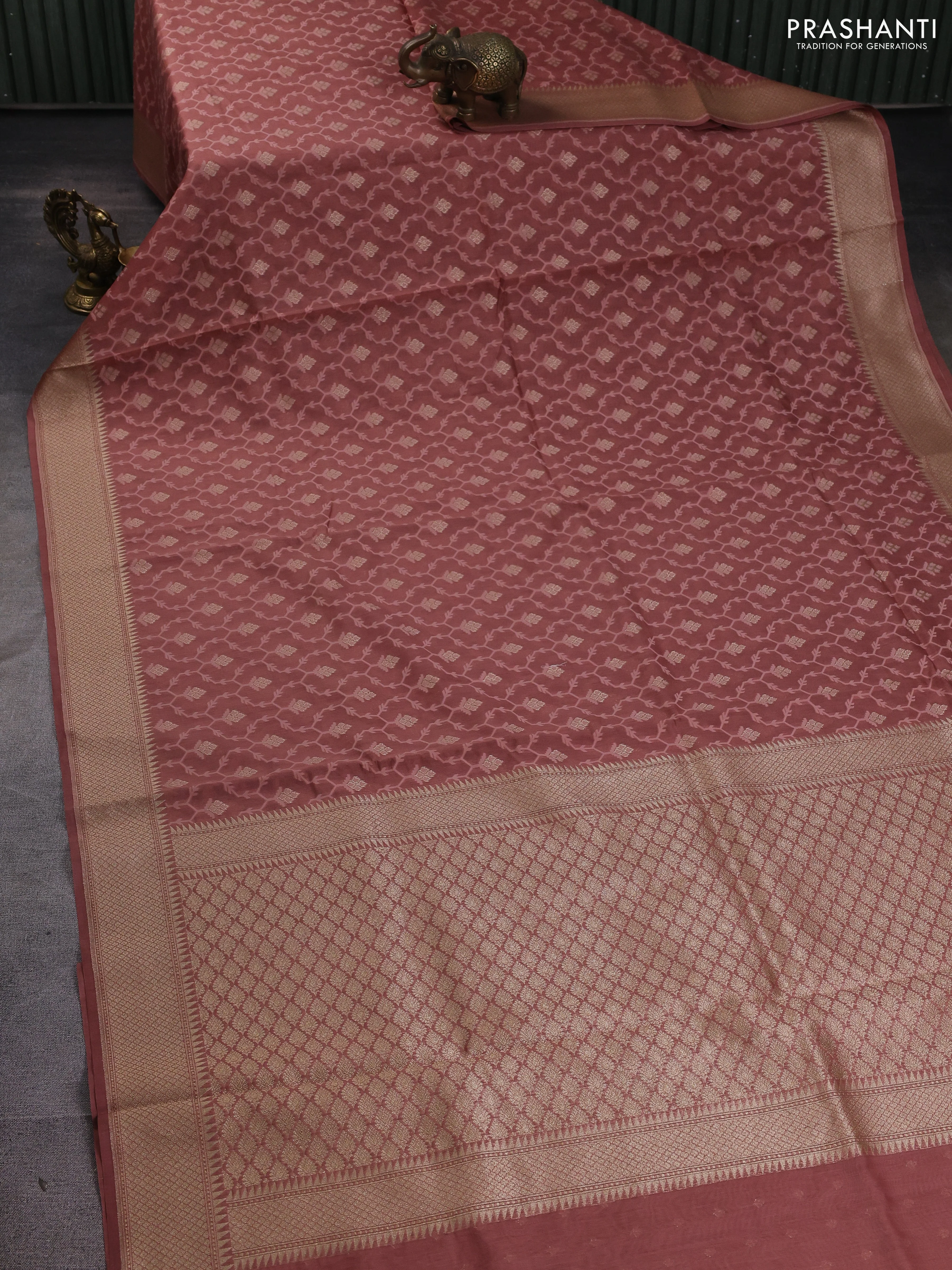 Banarasi silk cotton saree peach shade with allover thread weaves & zari woven buttas and zari woven border - Image 2