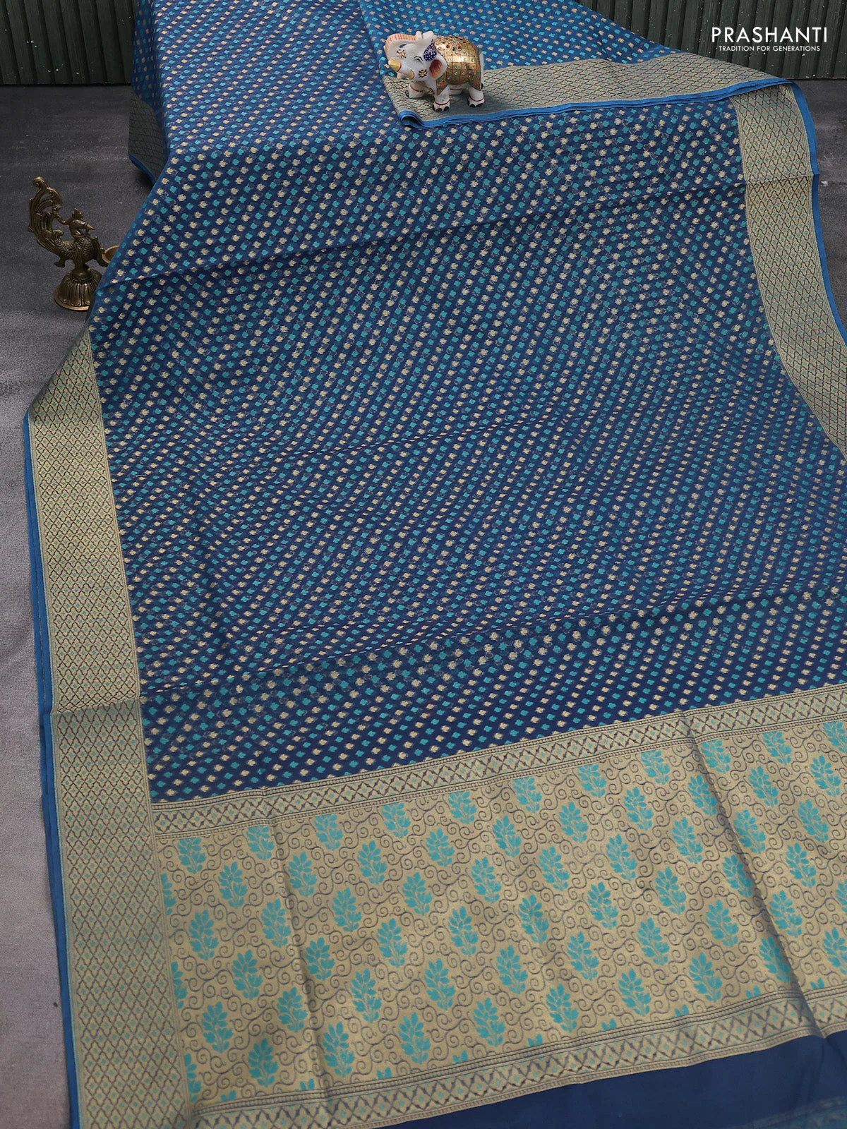 Banarasi silk cotton saree peacock blue with allover thread & zari woven buttas and thread & zari woven border - Image 2