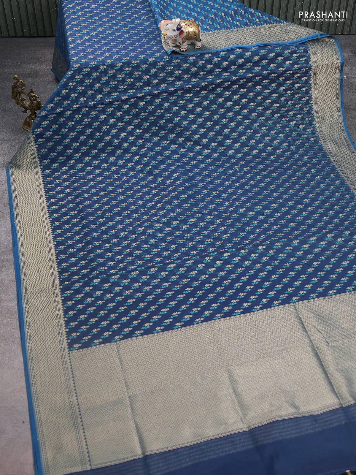 Banarasi silk cotton saree peacock blue with allover zari weaves and temple zari woven border - Image 2