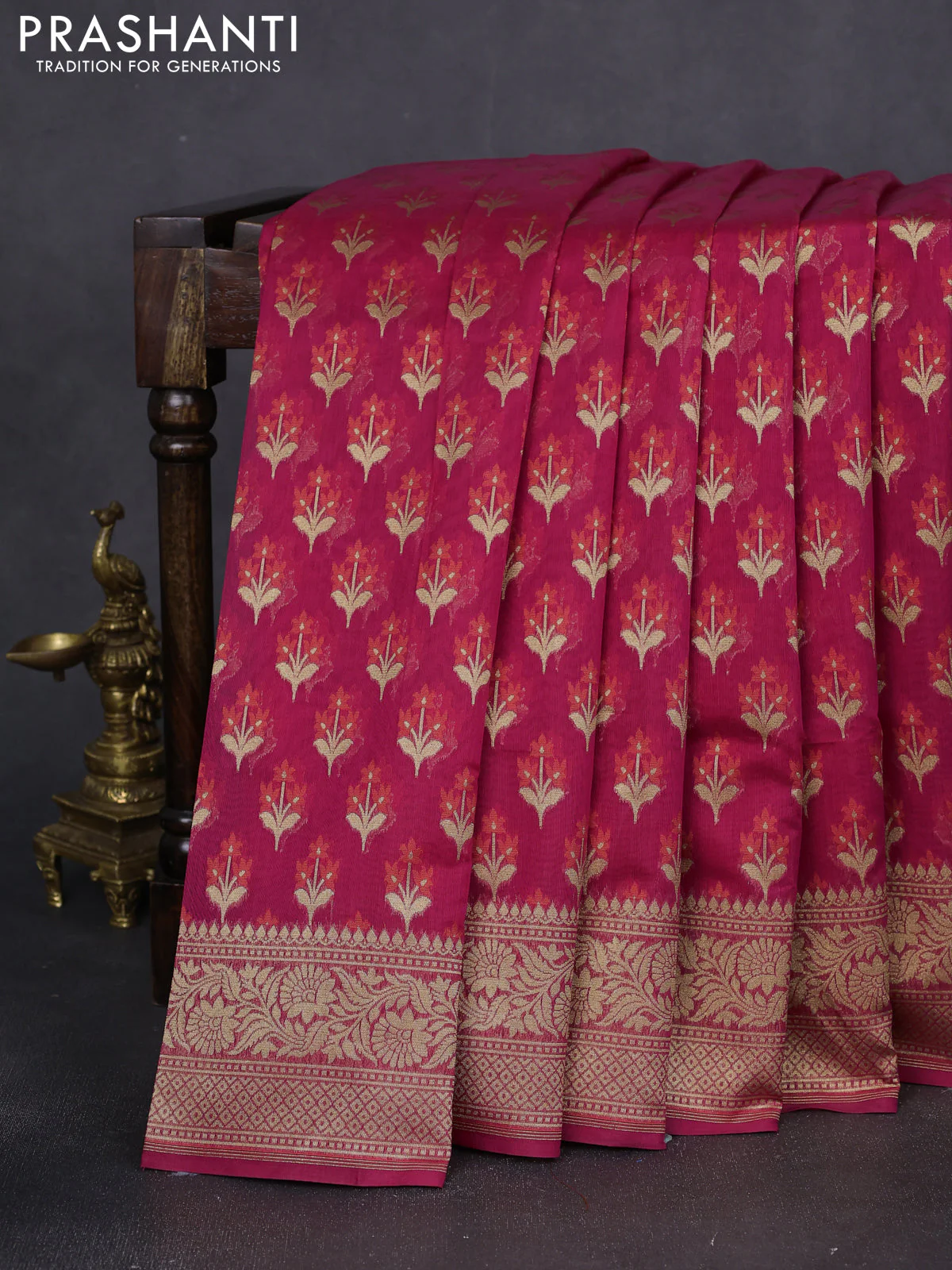 Banarasi silk cotton saree pink with allover floral thread & zari woven buttas and zari woven border