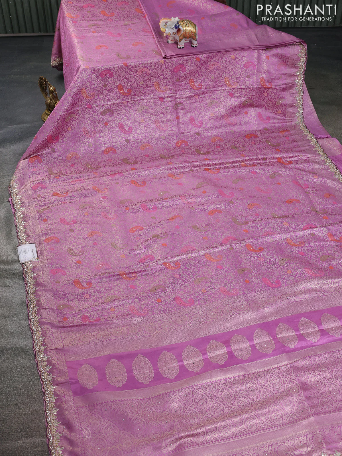 Banarasi silk saree lavender with allover zari woven brocade weaves and zaridosi gotapatti work border - Image 2