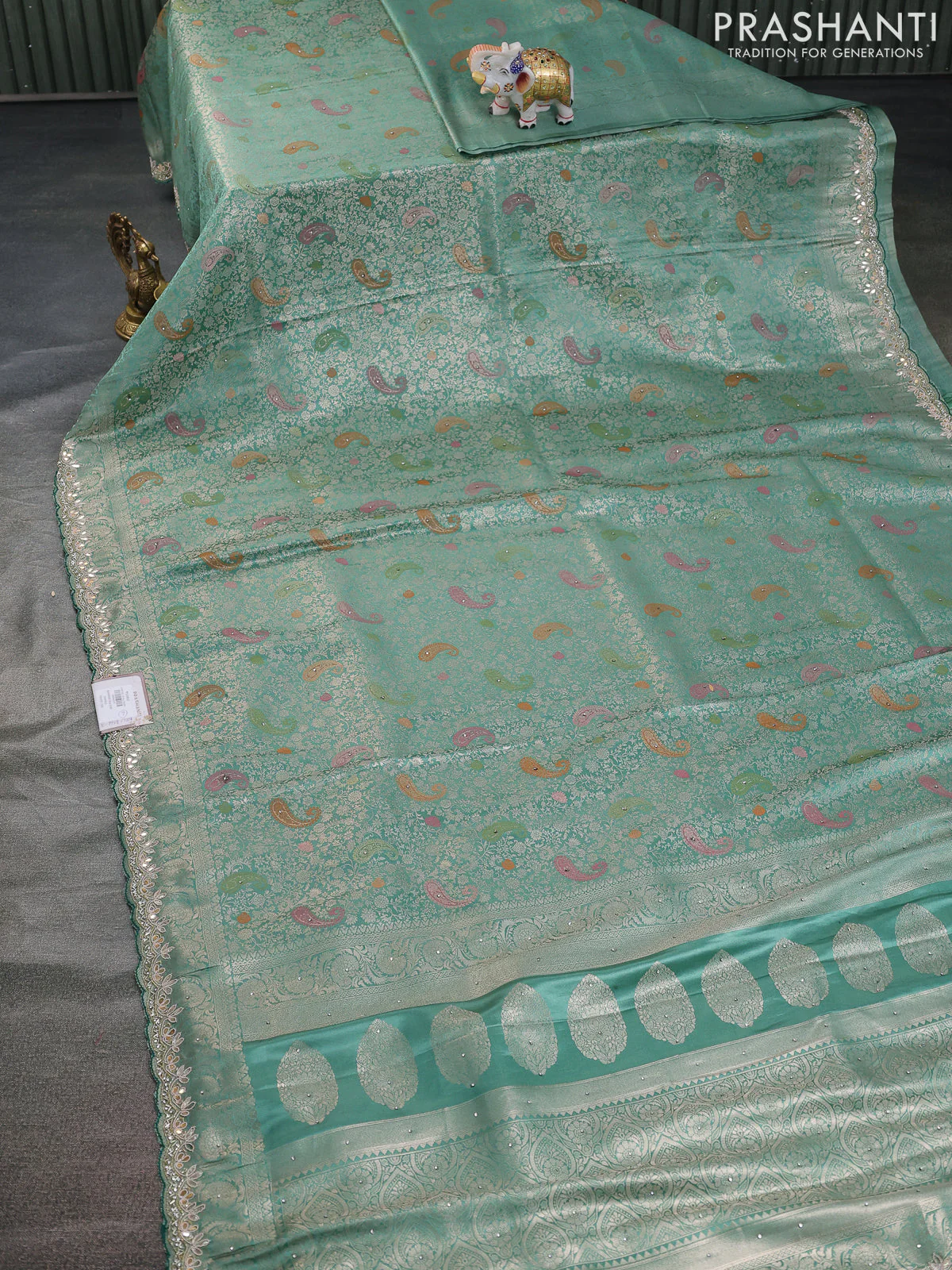 Banarasi silk saree pastel green with allover zari woven brocade weaves and zaridosi gotapatti work border - Image 2