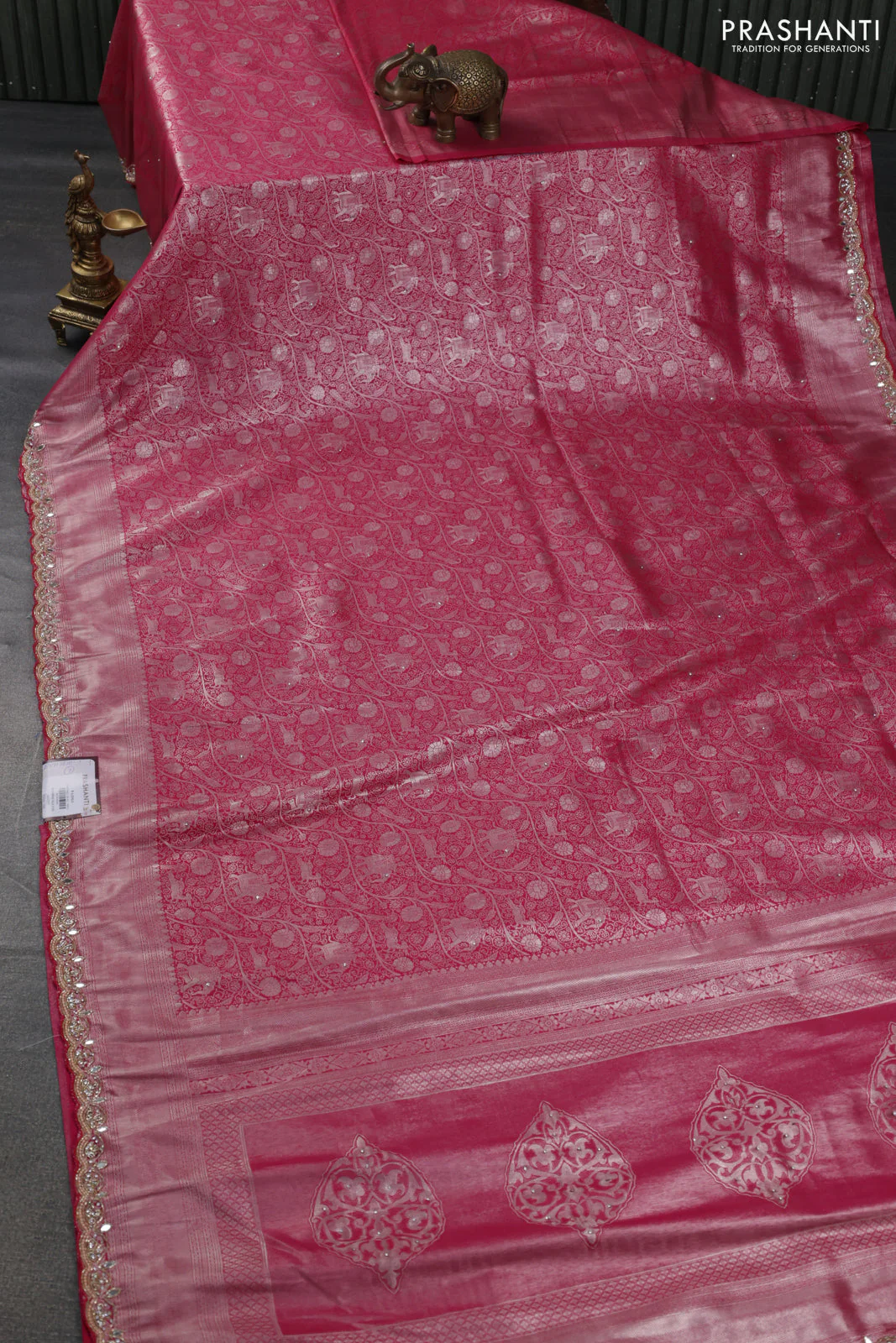 Banarasi silk saree pink with allover zari woven brocade weaves and embroidery mirror work border - Image 2