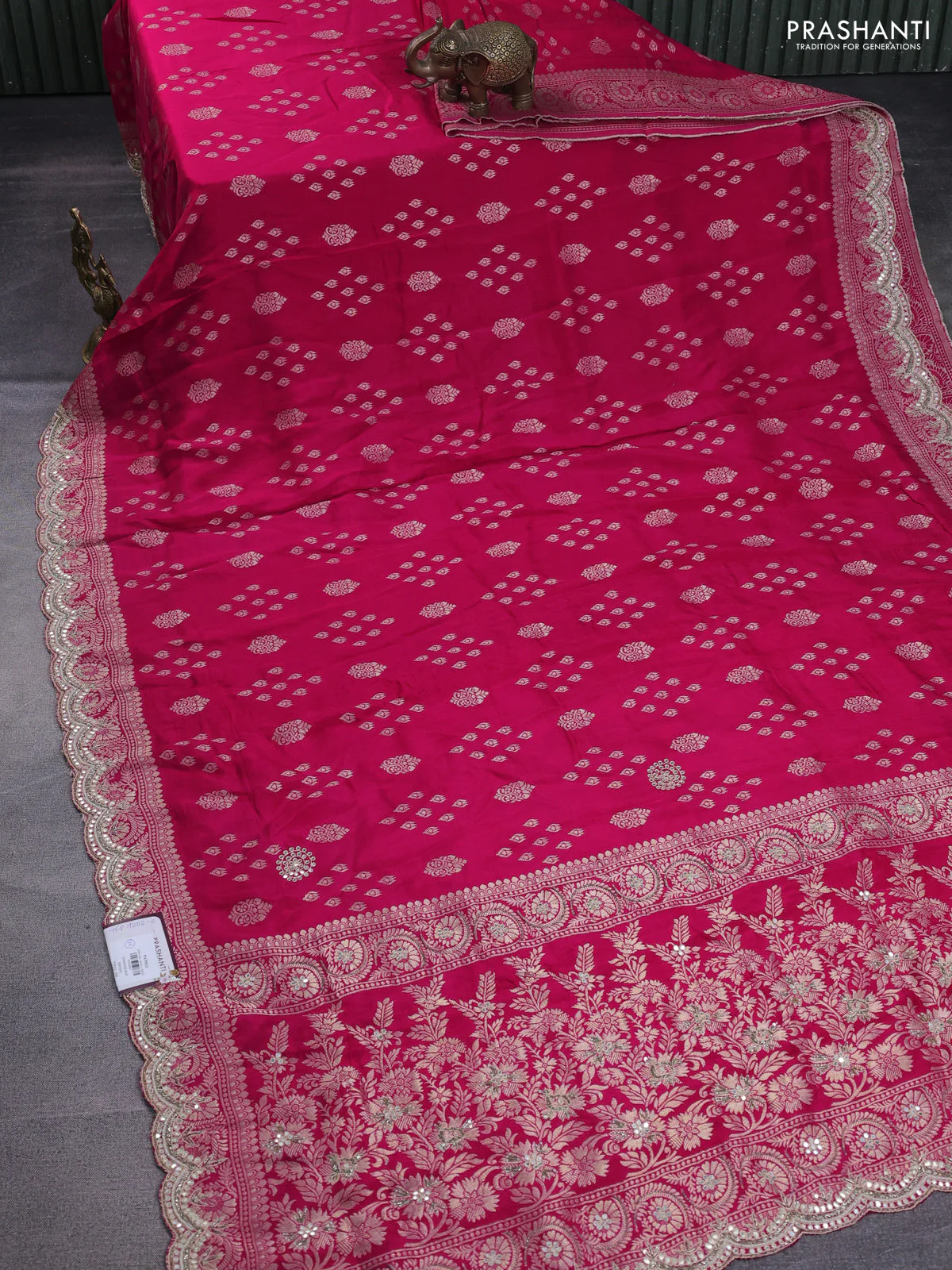 Banarasi silk saree pink with allover zari woven butta weaves and gotapatti work border - Image 2