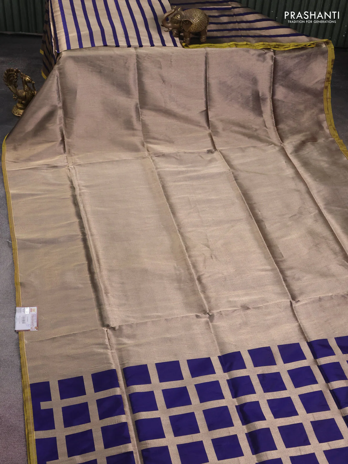 Banarasi tissue partly saree gold and navy blue with plain body and piping border - Image 3