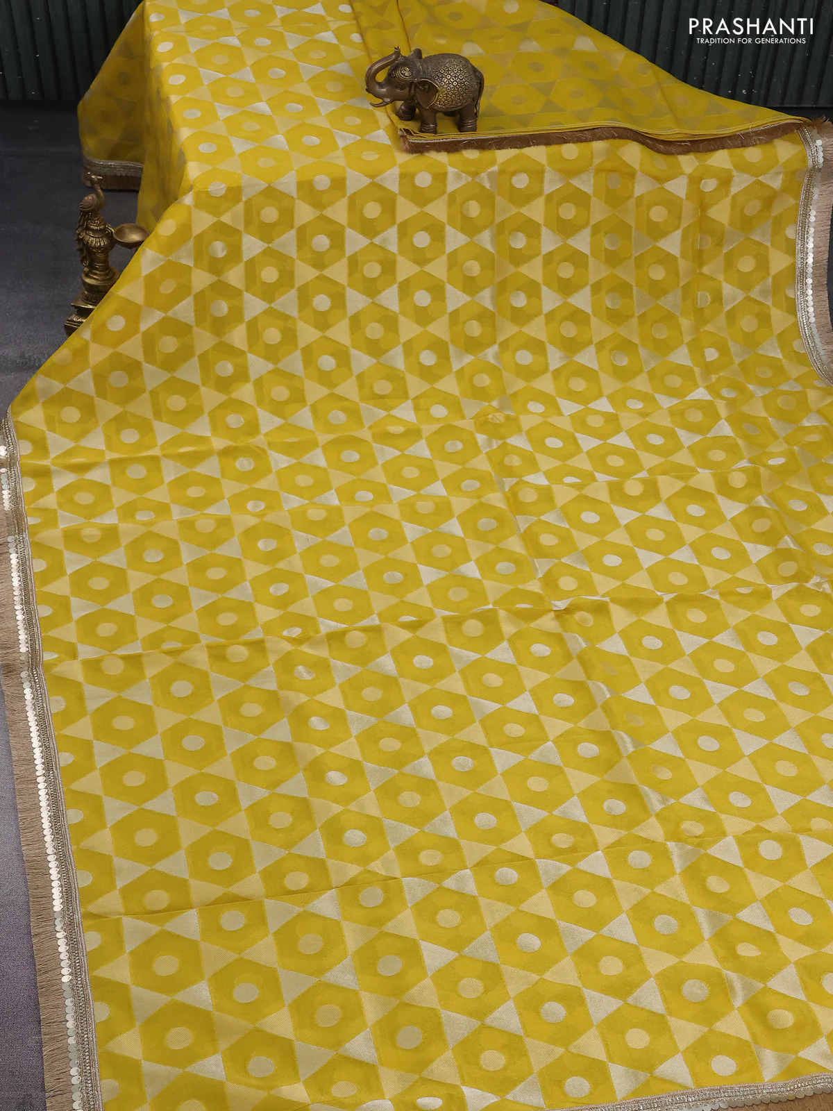 Banarasi tissue saree yellow and red with allover zari woven geometric wevaes and lace work border - Image 2
