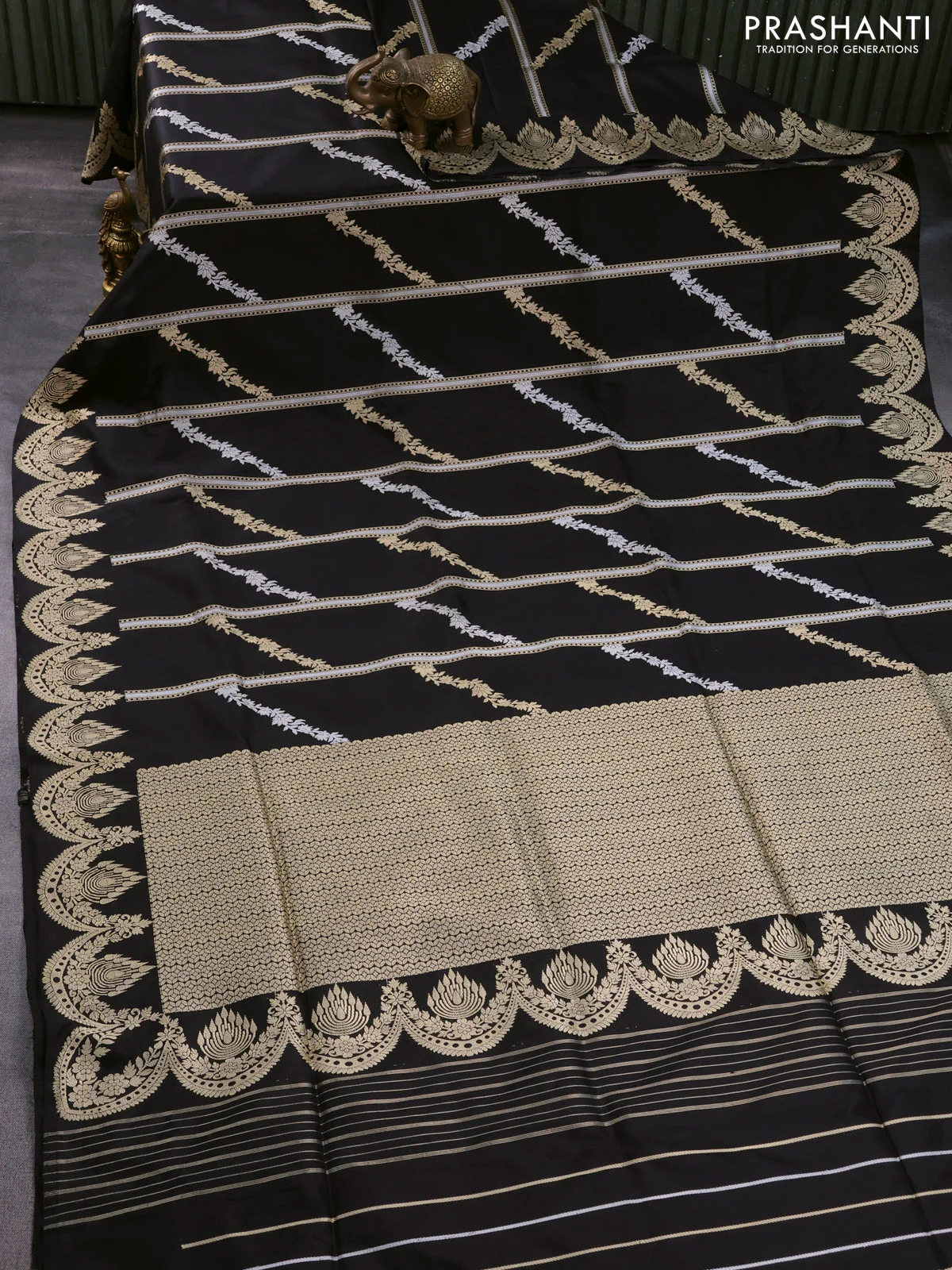 Banarasi uppada silk saree black with allover silver & zari weaves and zari woven border - Image 2