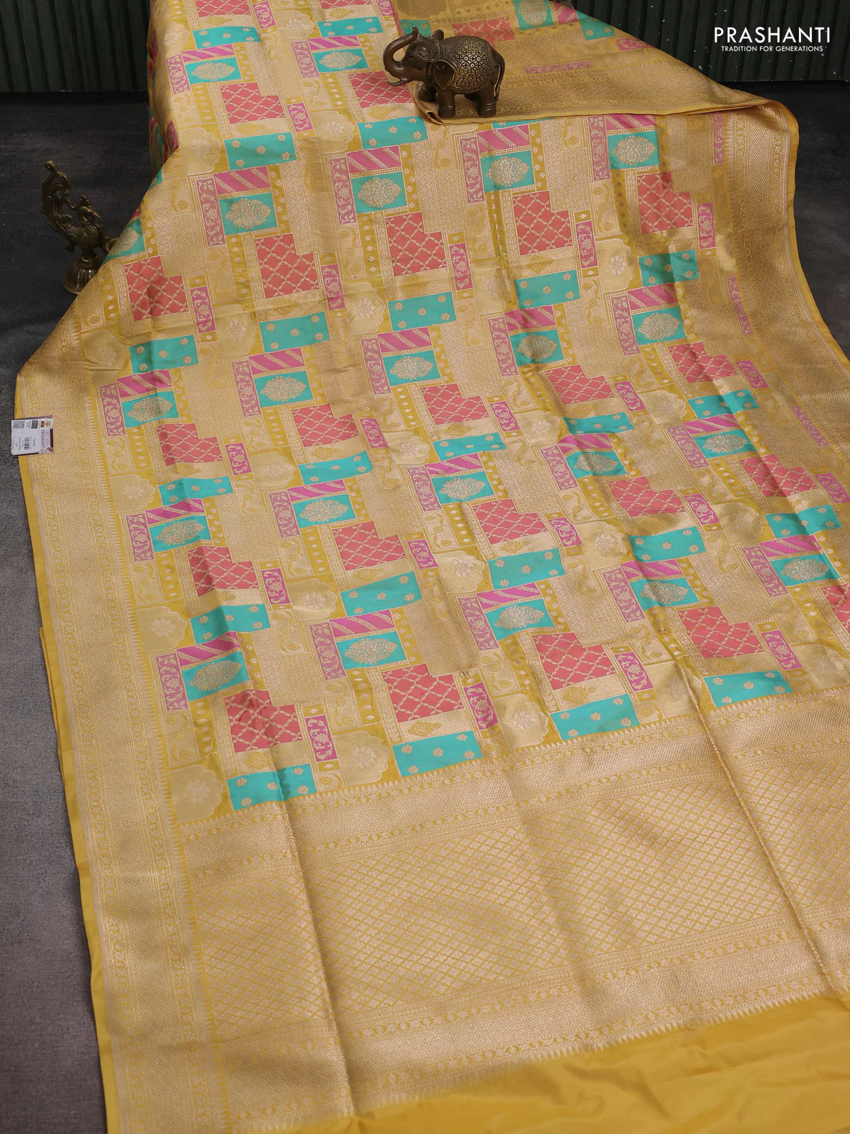 Banarasi uppada silk saree pale yellow with allover zari woven brocade weaves and zari woven border - Image 2