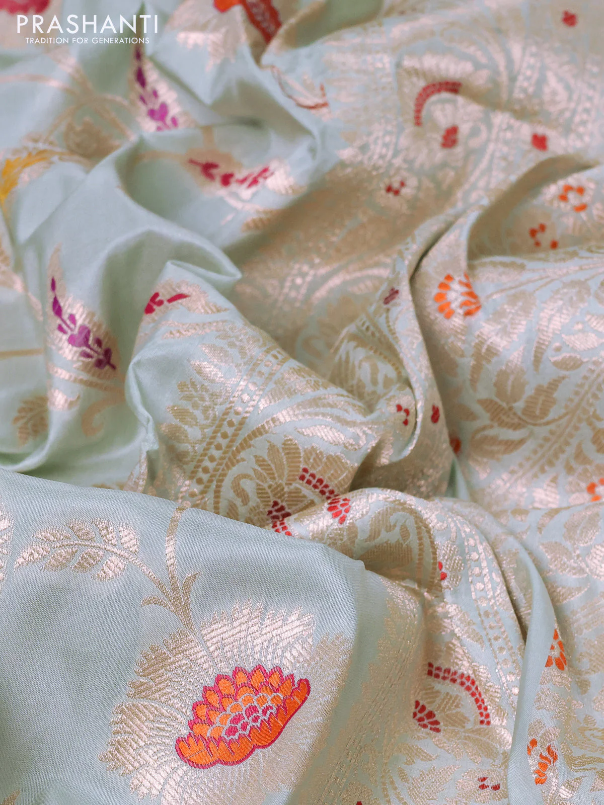 Banarasi uppada silk saree pastel green shade with allover zari woven floral brocade weaves and zari woven border - Image 3