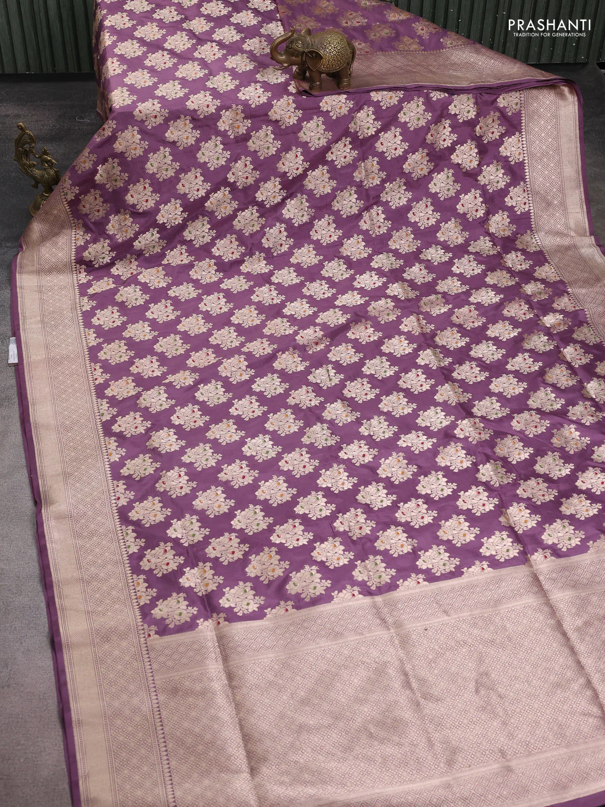 Banarasi uppada silk saree pastel purple with allover zari woven buttas and zari woven border - Image 6
