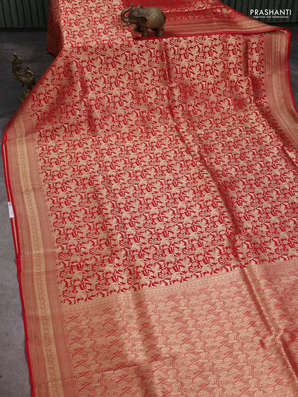Banarasi uppada silk saree red with allover zari woven brocade weaves and zari woven border - Image 2