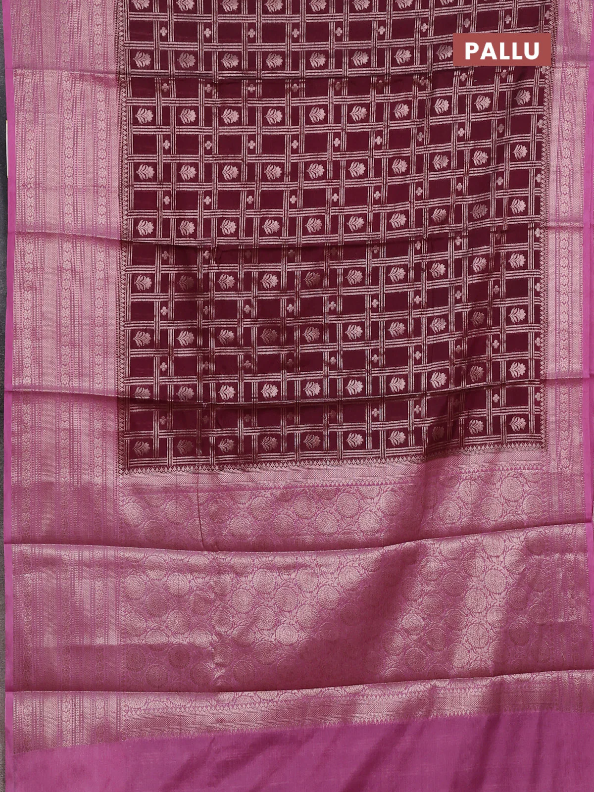 Banarasi warm silk saree deep maroon and mauve pink with allover thread & zari checked pattern and long zari woven border - Image 3