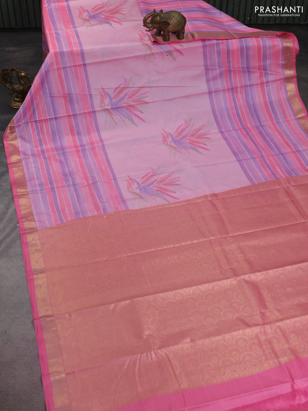 Bangalori semi silk saree light green and pink with allover ikat weaves and zari woven border - Image 2