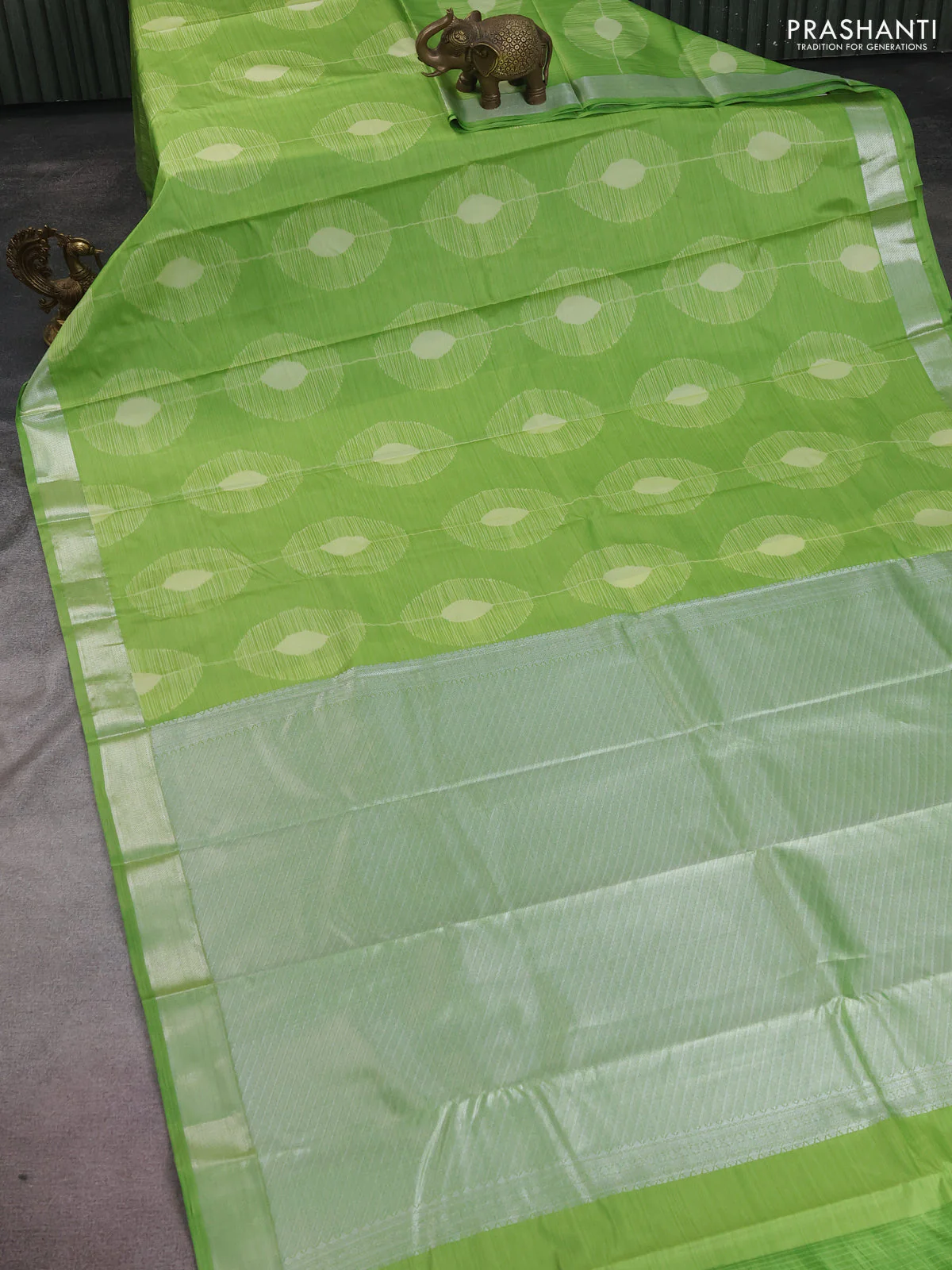 Bangalori semi silk saree light green with allover ikat weaves and zari woven border - Image 2