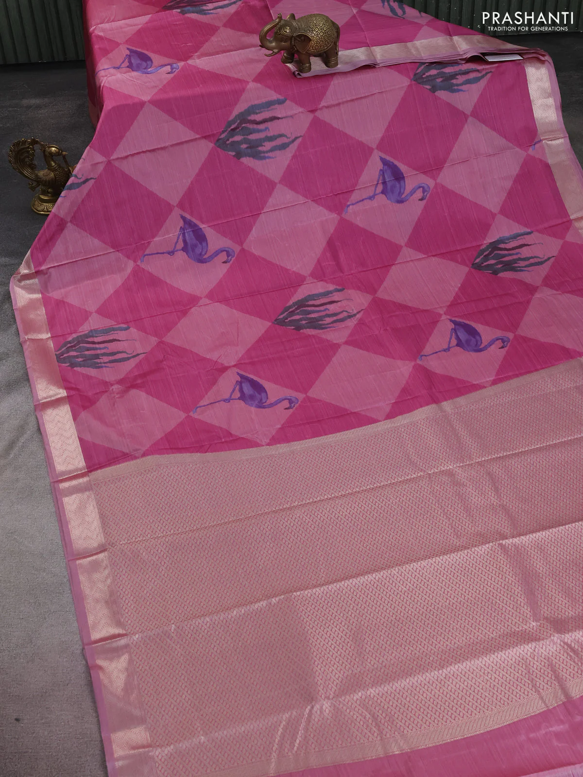 Bangalori semi silk saree pastel pink and magenta pink with allover ikat weaves and zari woven border - Image 2