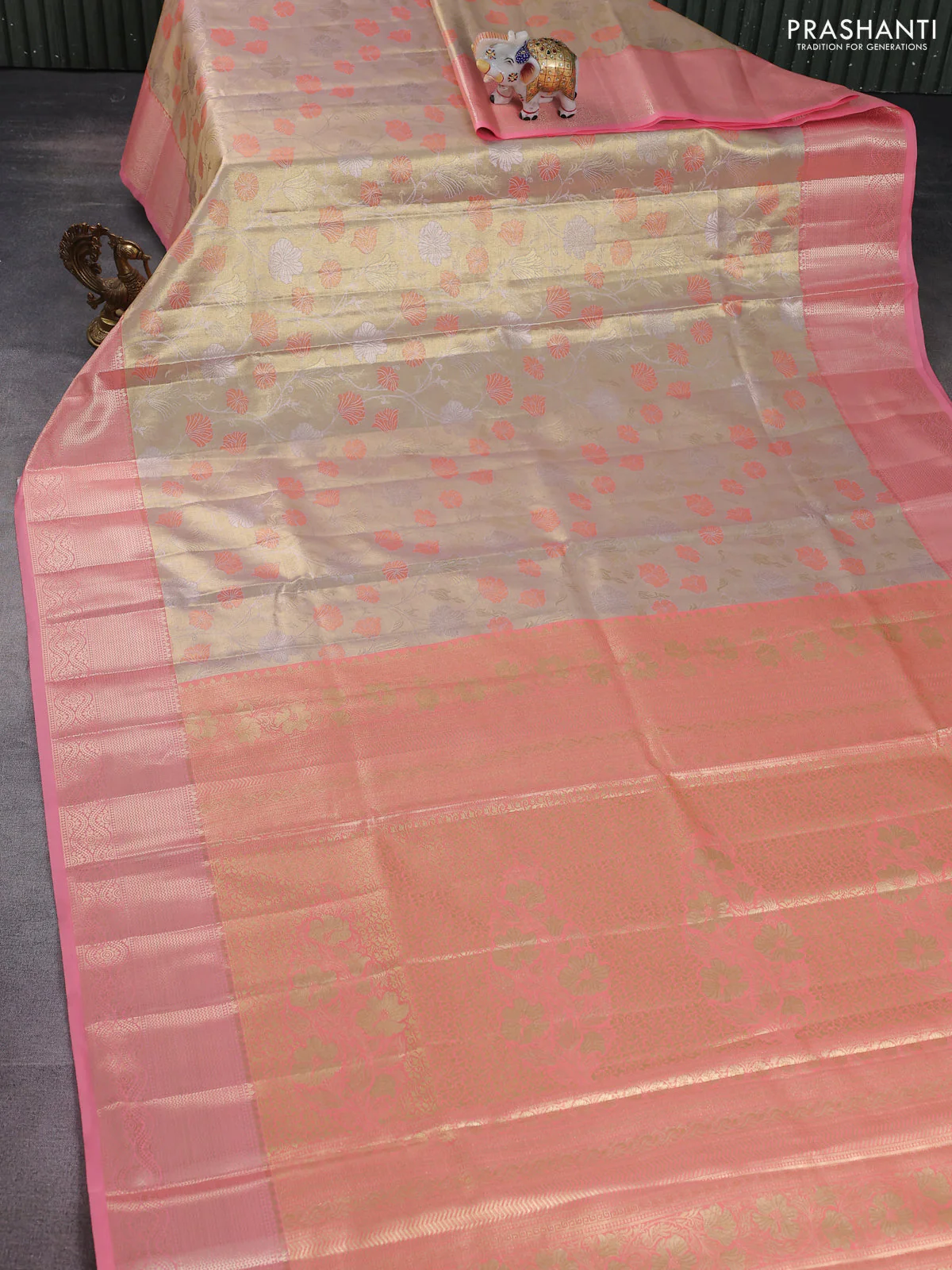 Bangalori tissue silk saree gold and peach pink with zari woven floral design brocade pattern and zari woven border - Image 2