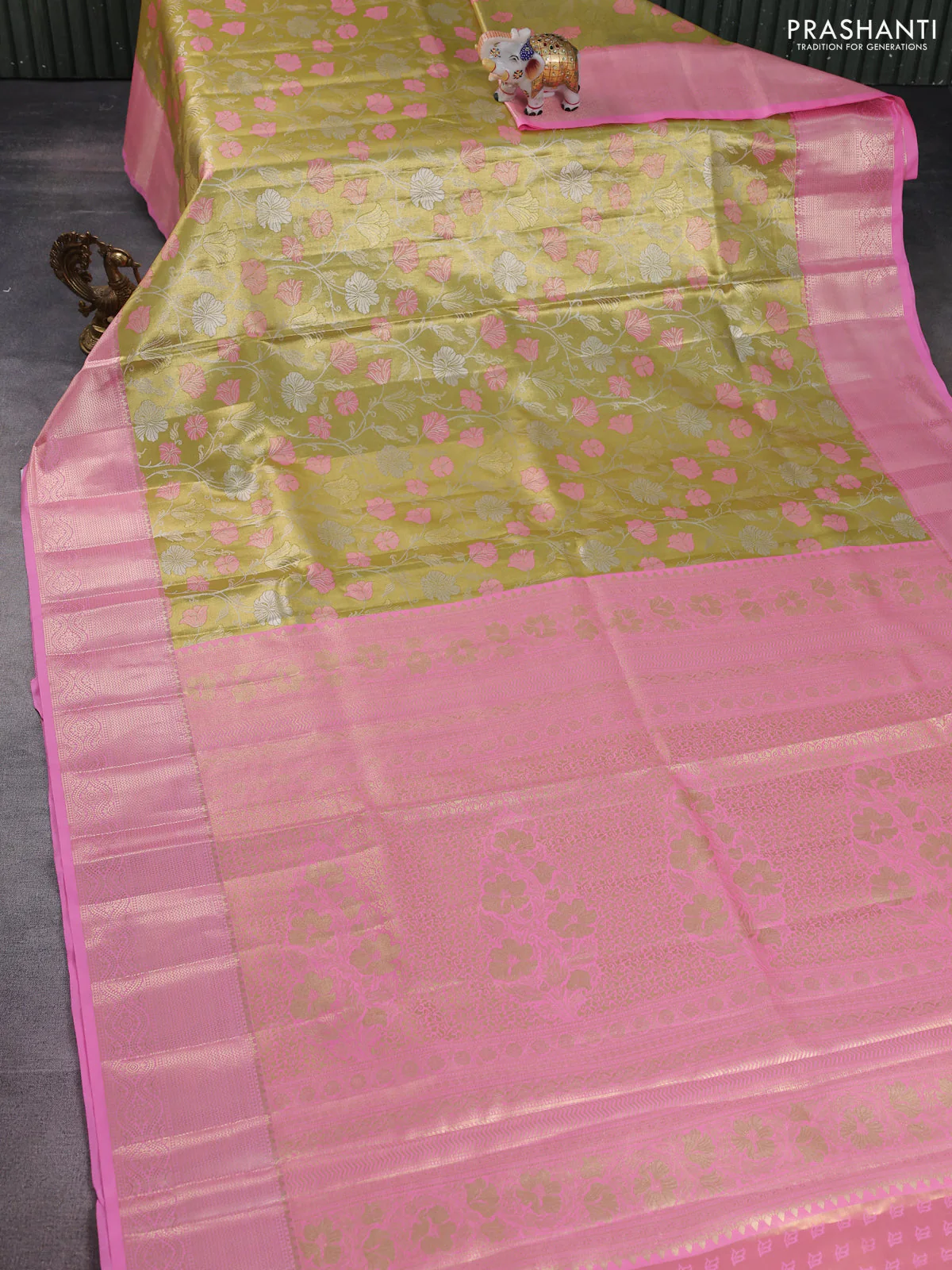Bangalori tissue silk saree lime green and light pink with zari woven floral design brocade pattern and zari woven border - Image 2