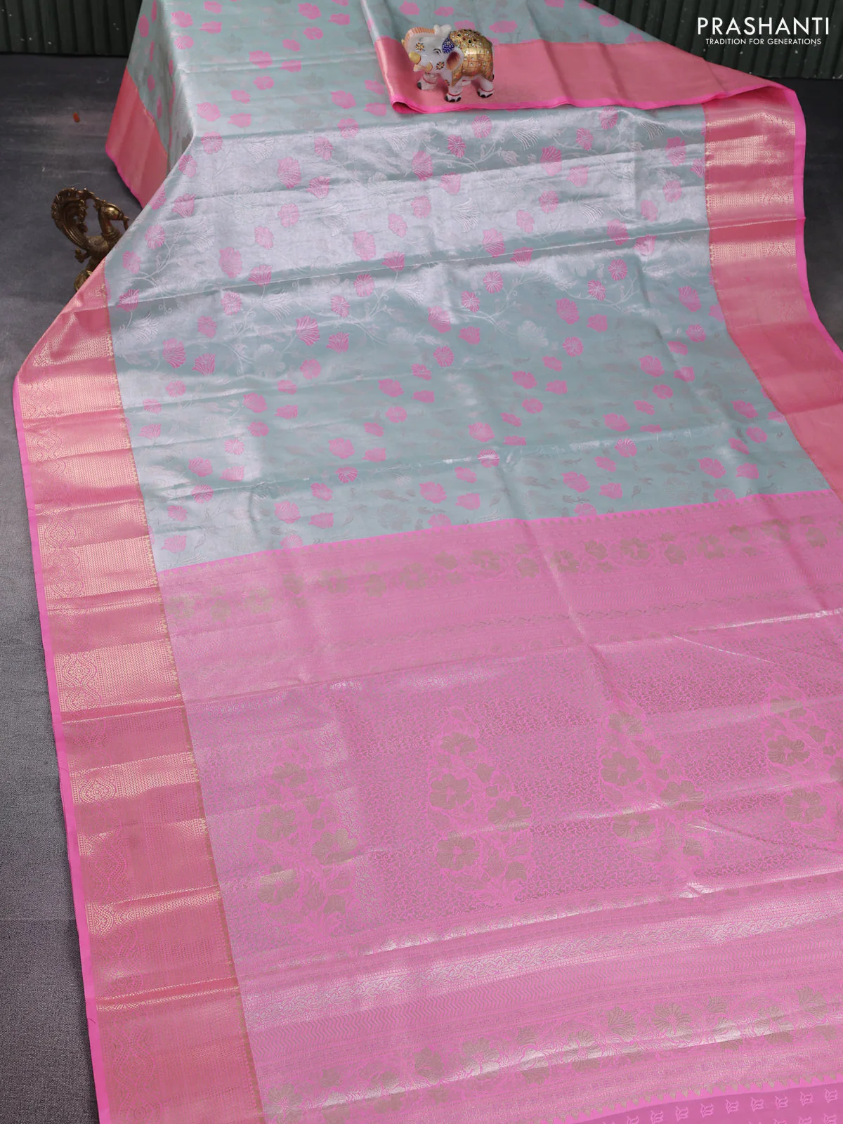 Bangalori tissue silk saree teal blue and light pink with zari woven floral design brocade pattern and zari woven border - Image 2