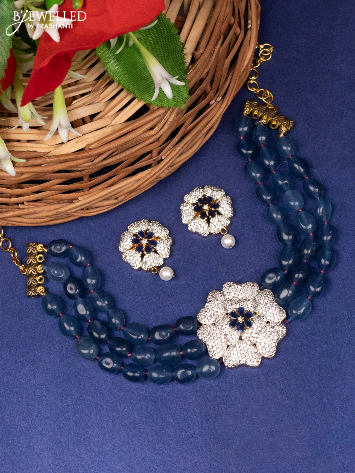 Beaded choker with sapphire & cz stones and pearl hangings