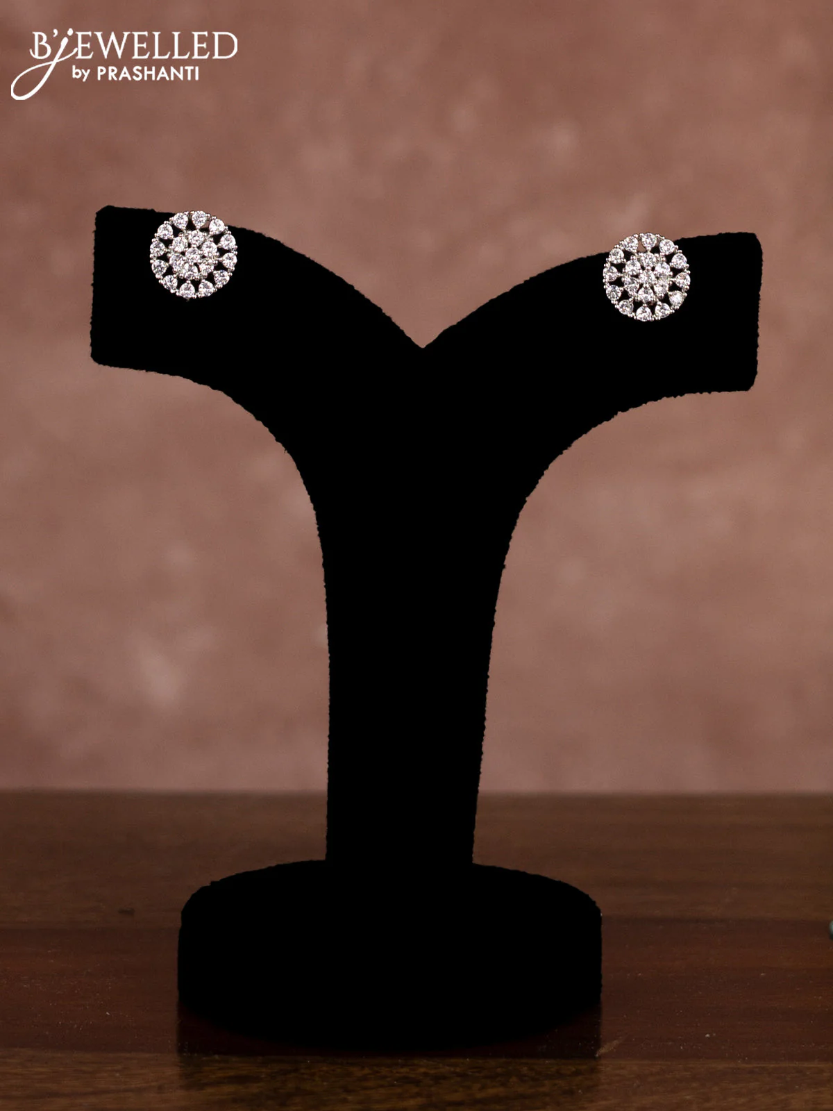 Beaded violet choker with cz stones in zircon finish - Image 2