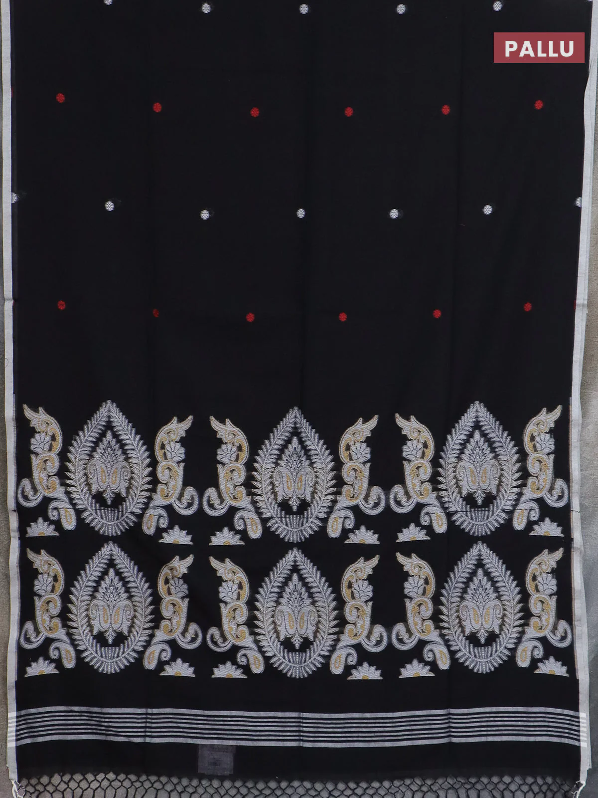Bengal soft cotton saree black and off white with thread woven buttas and piping border - Image 3