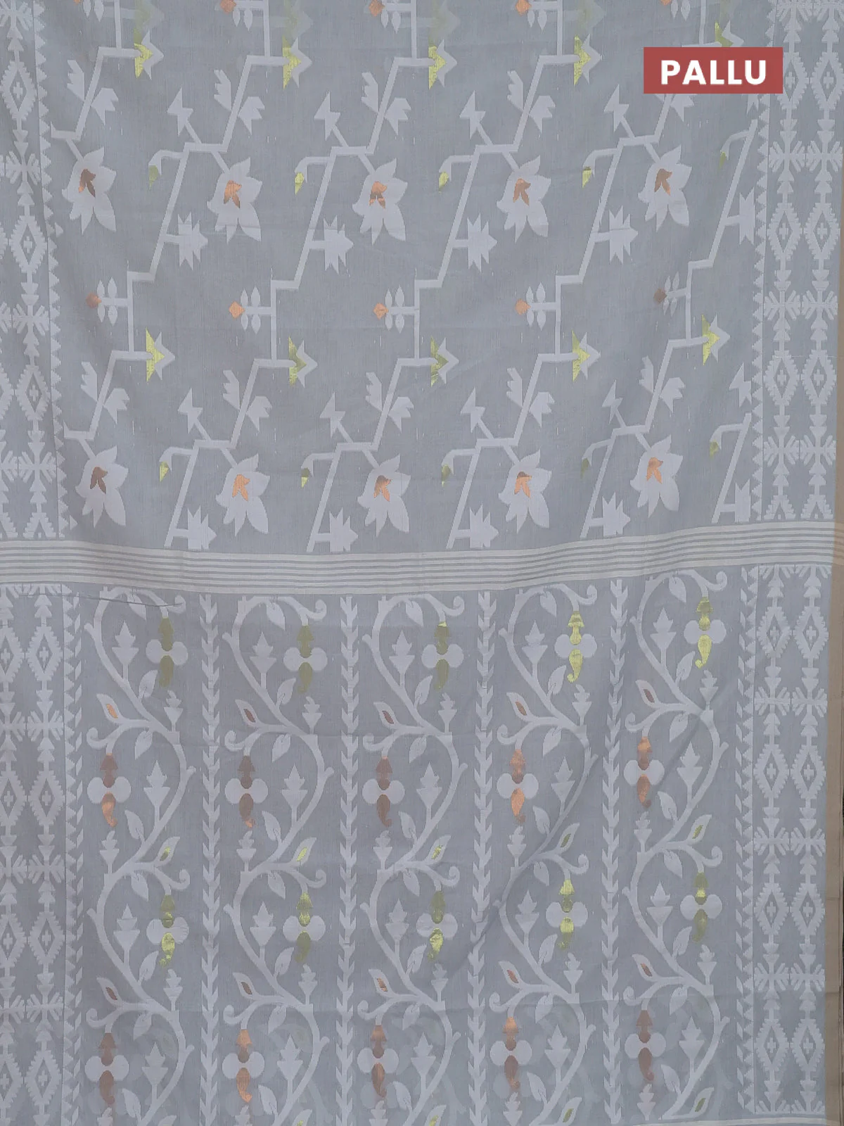 Bengal soft cotton saree grey with allover thread weaves and thread woven border - Image 3