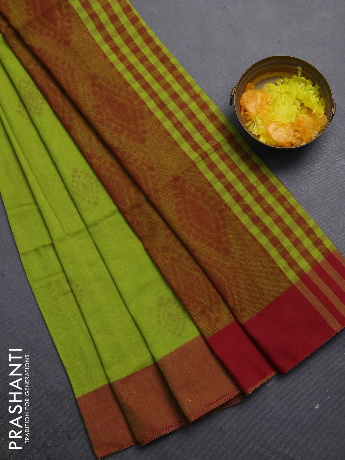 Bengal soft cotton saree light green and maroon with allover butta weaves and simple border