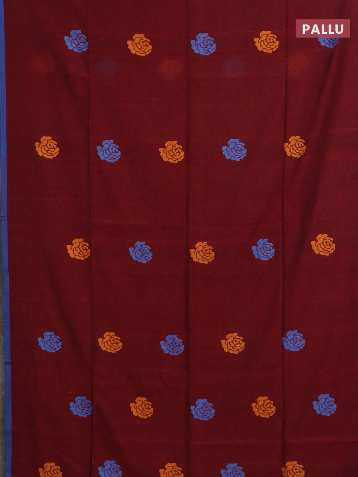 Bengal soft cotton saree maroon with thread woven buttas and piping border - Image 3