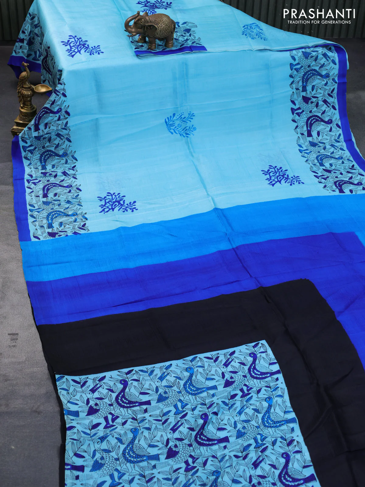 Bishnupuri silk saree light blue and royal blue with butta prints and printed border - Image 2