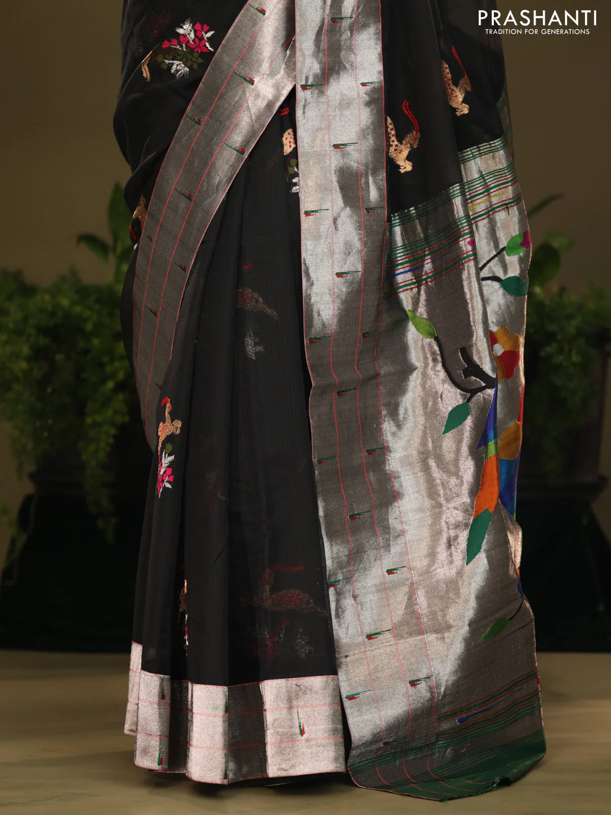 Black Zari Kota With Rich Silver Zari Paithani Pallu Weaving - Image 4