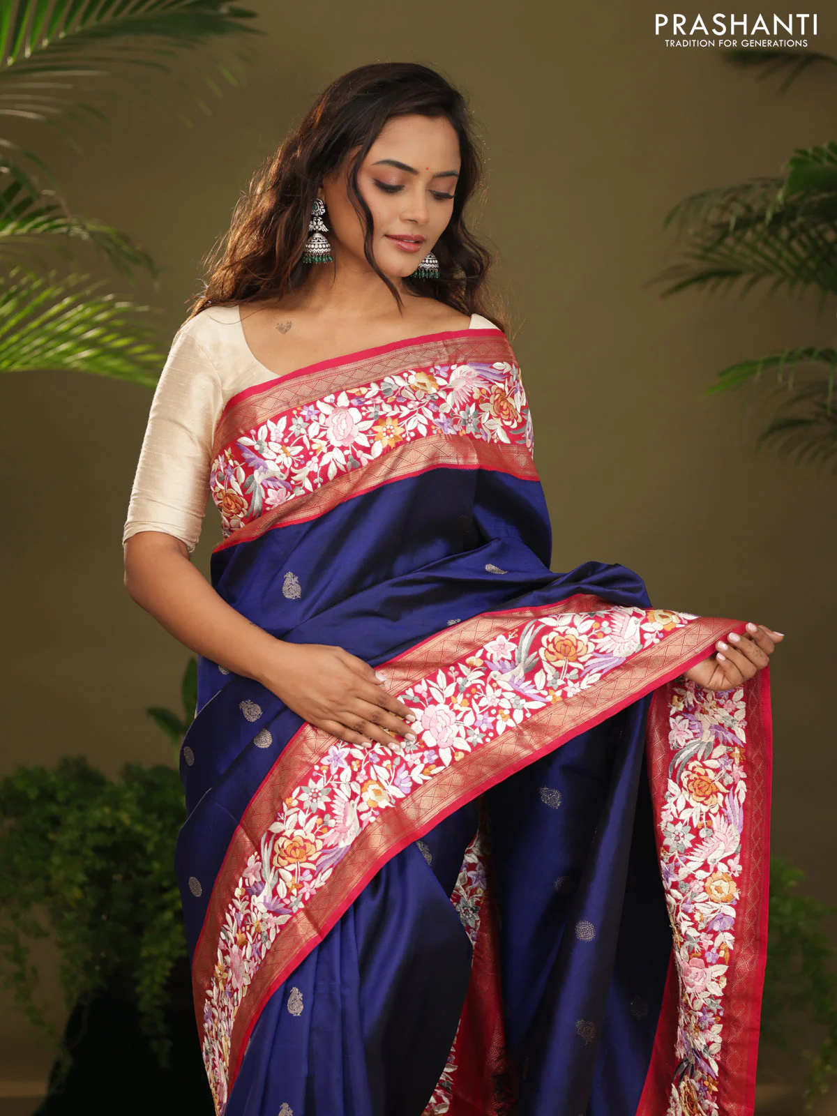 Blue & Pink Kanchipuram Silk Saree Parsi Work Embroidery border - Image 4