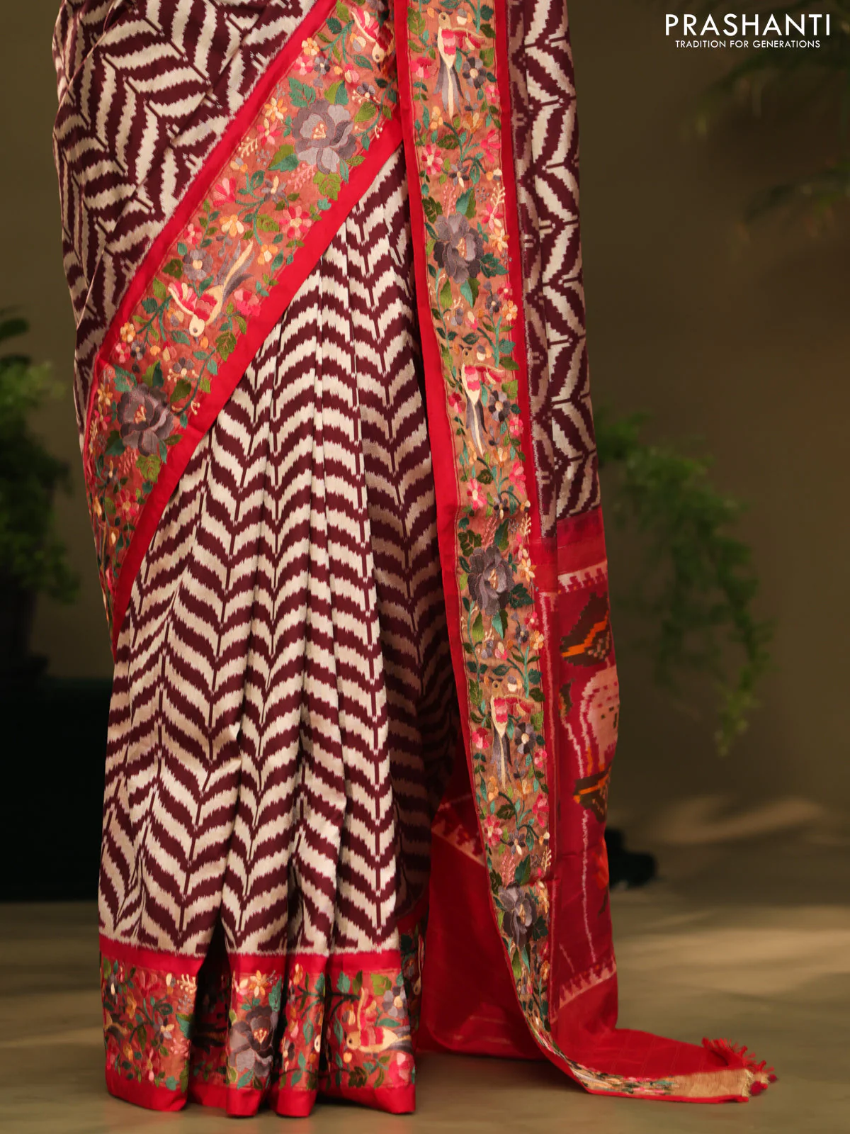 Brown & Pink Pochampally Silk saree with Border Embroidery & pichwai pallu - Image 3