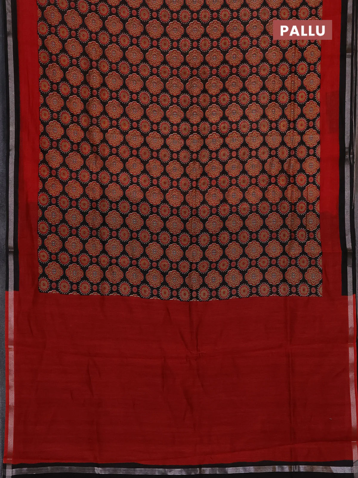 Chanderi silk cotton saree black and red with allover prints and zari woven borde - Image 3