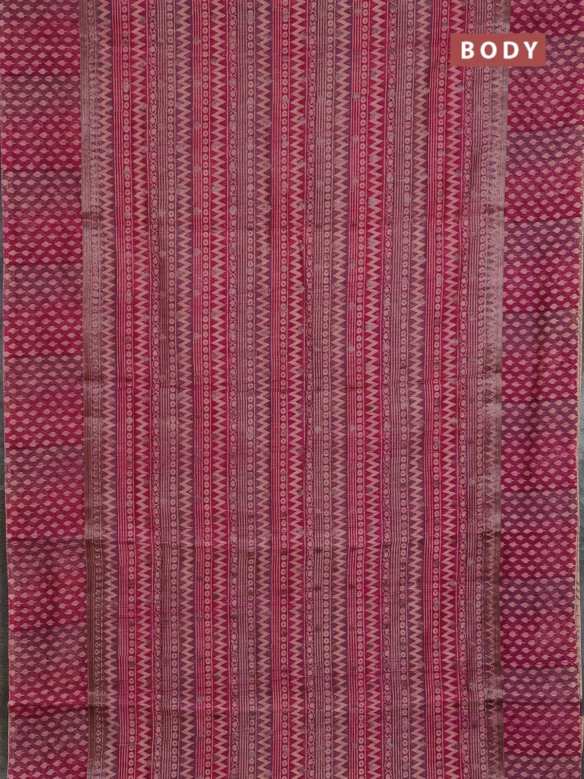 Chanderi silk cotton saree dark pink with allover prints & woven buttas and banarasi style border - Image 2