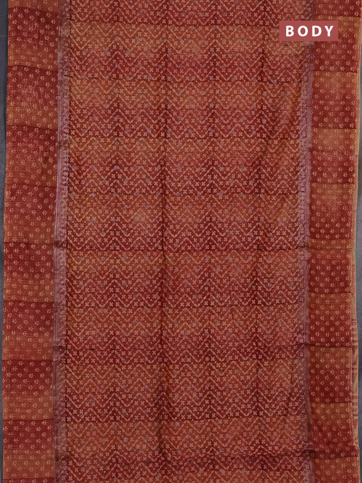 Chanderi silk cotton saree maroon with allover prints & woven buttas and banarasi style border - Image 2