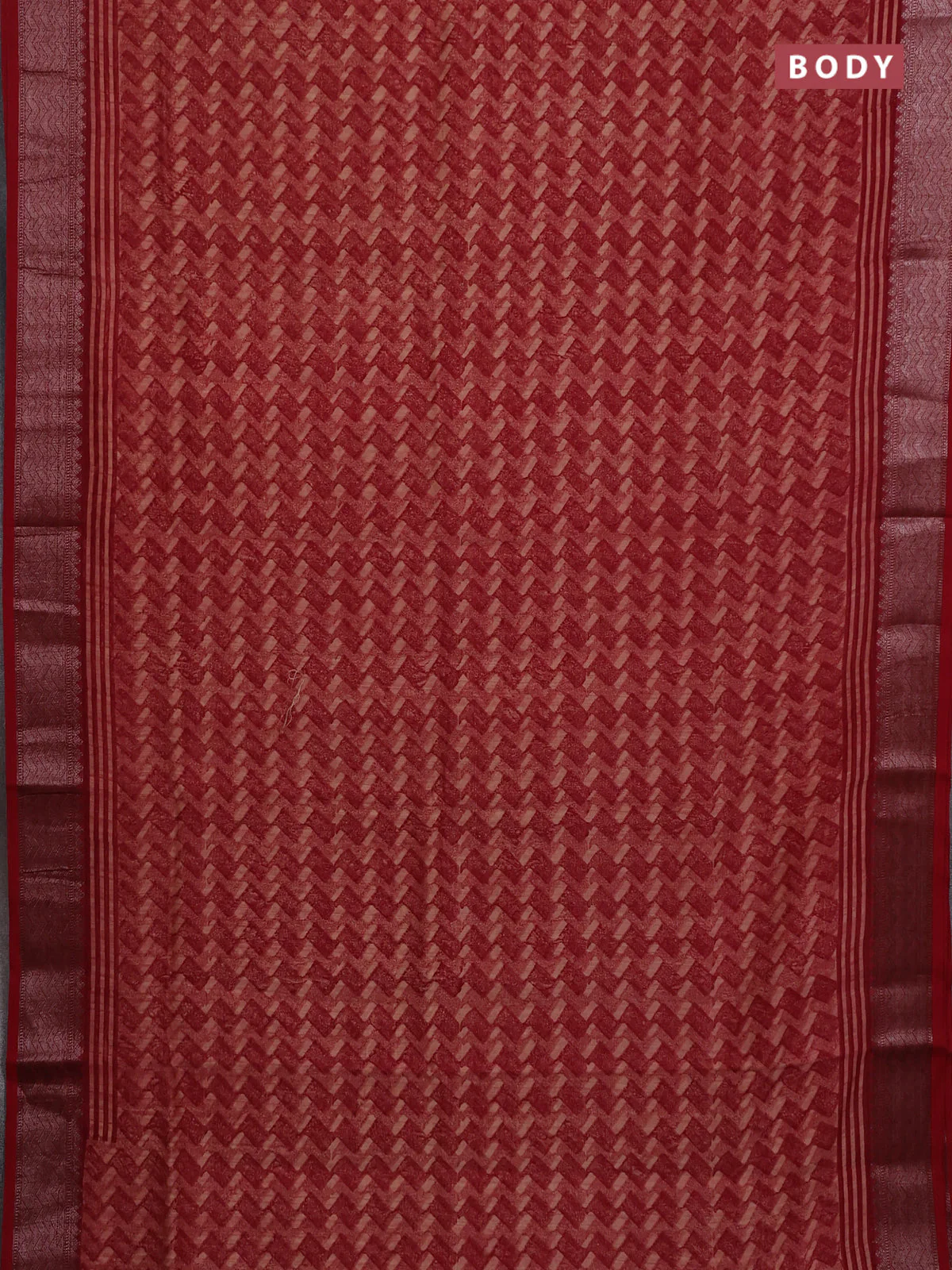 Chanderi silk cotton saree maroon with allover zig zag prints and banarasi style border - Image 2