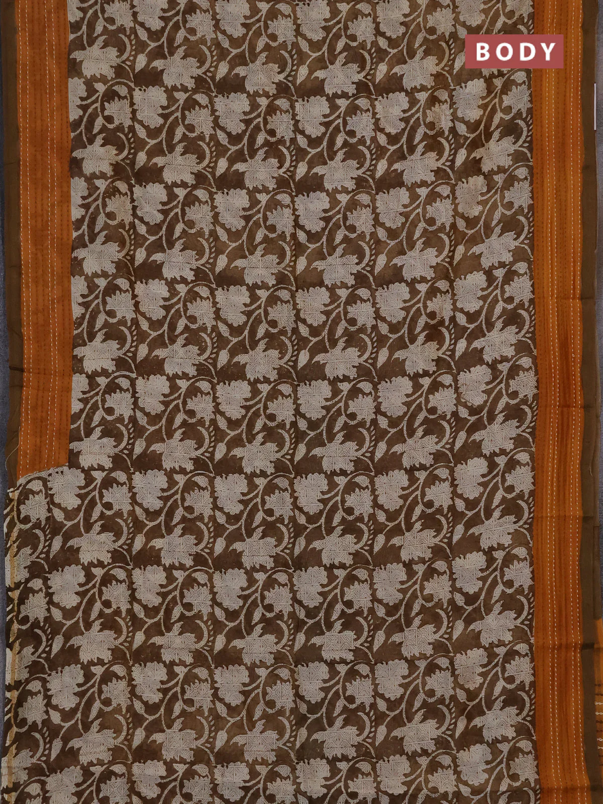 Chanderi silk cotton saree mehendi green and mustard yellow with allover prints and kantha stich work border - Image 2